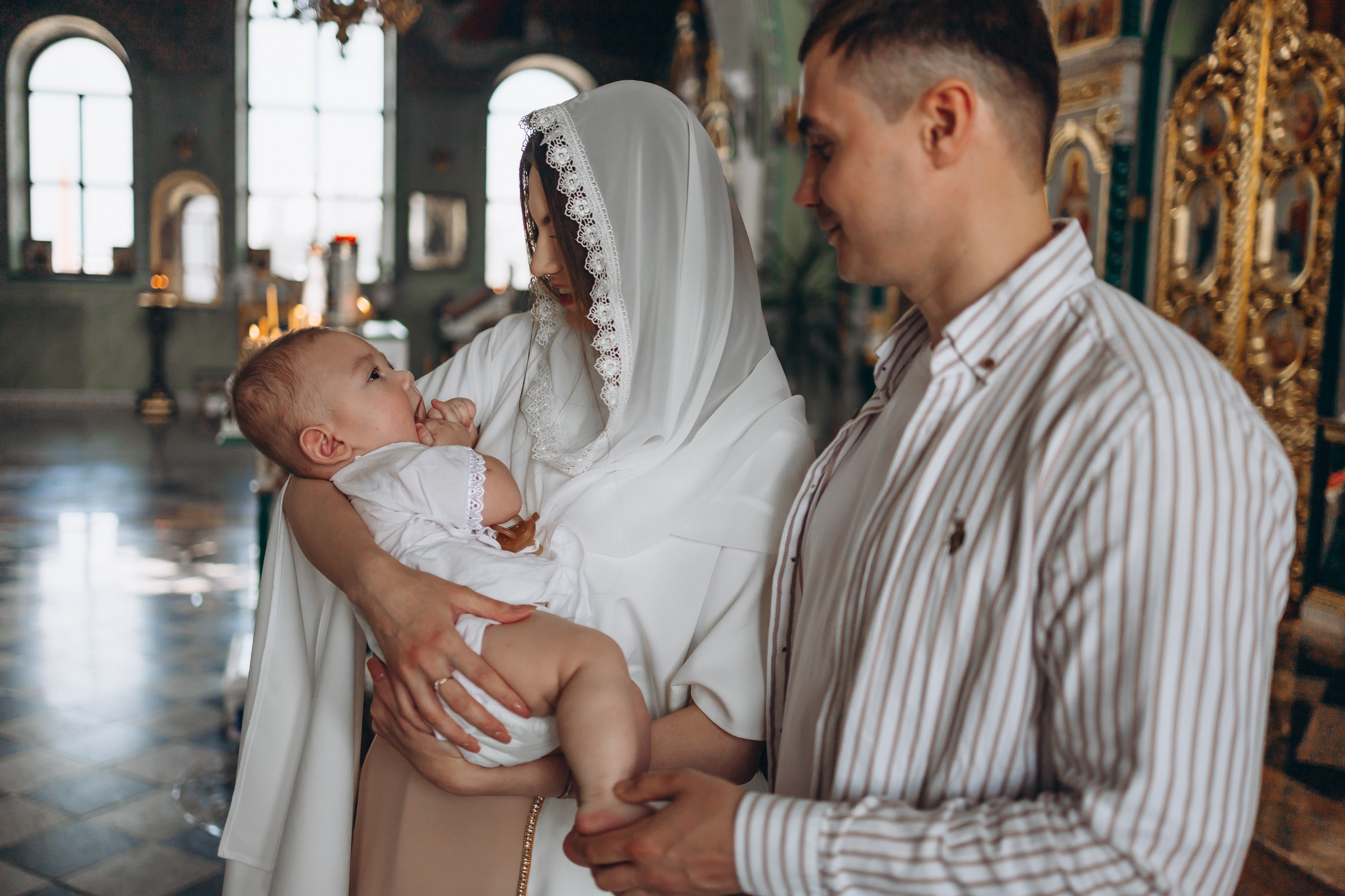 Крещение Родиона. Семейный фотограф в Волгодонске Краченцева Анна