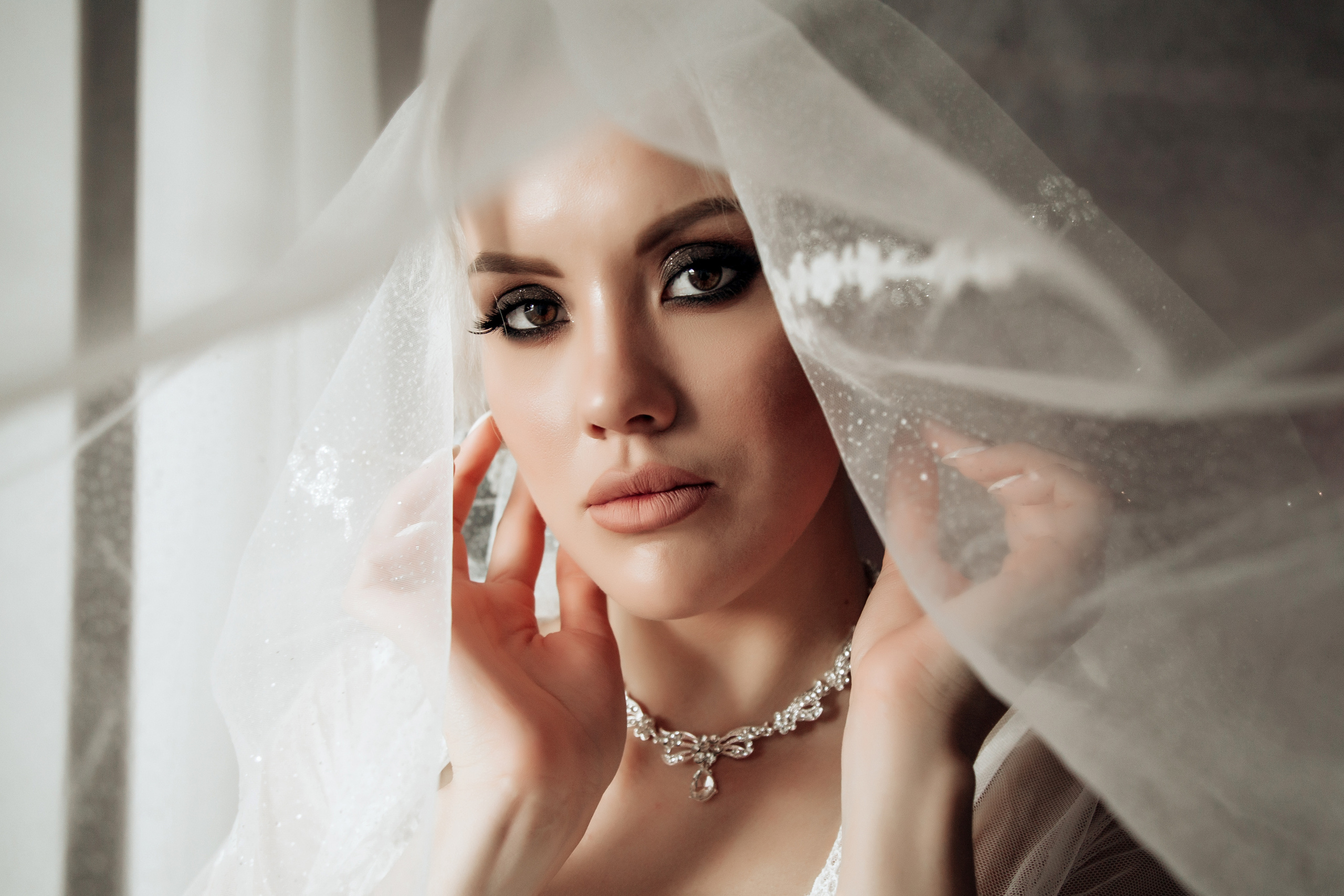 невеста с фатой