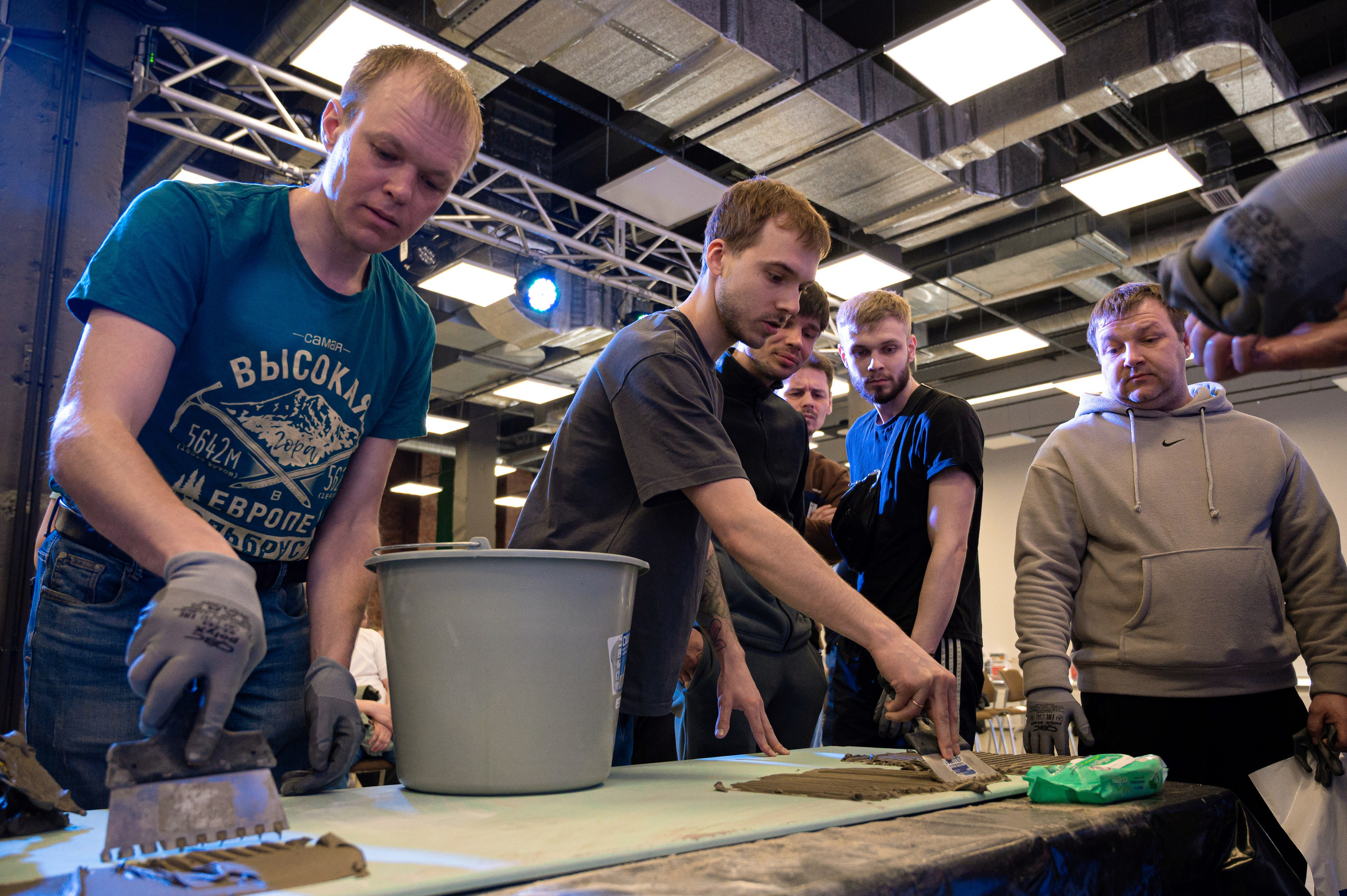 Форум от компании строительных материалов «Plitonit». Репортажный фотограф