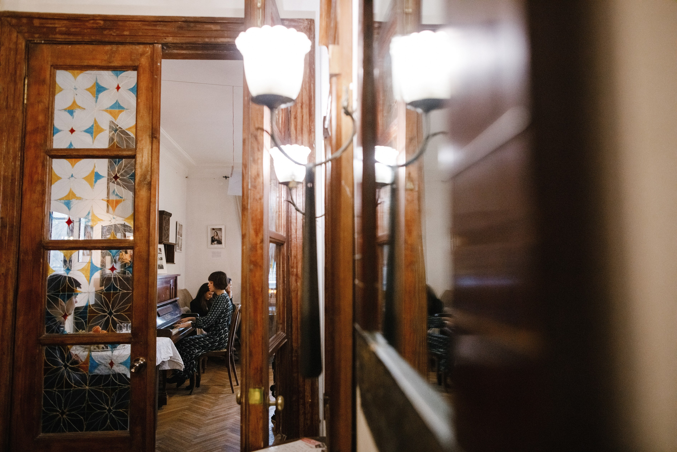 19.11.2022 // День нежности. Фотовыставки serebro.gallery, в которых автором можешь стать ты! | Москва