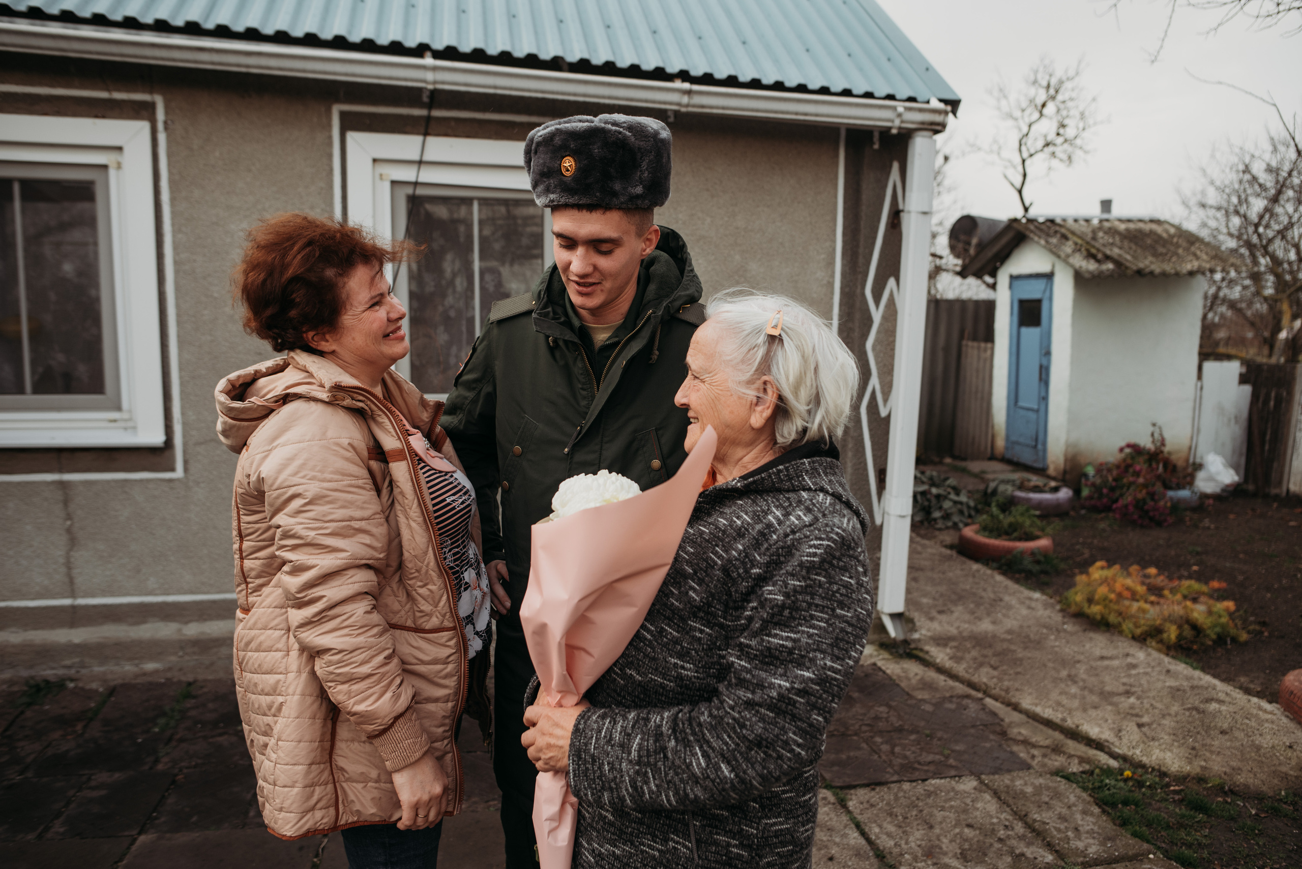 Долгожданная встреча. Детский и семейный фотограф выпускной альбом Приморско-Ахтарск