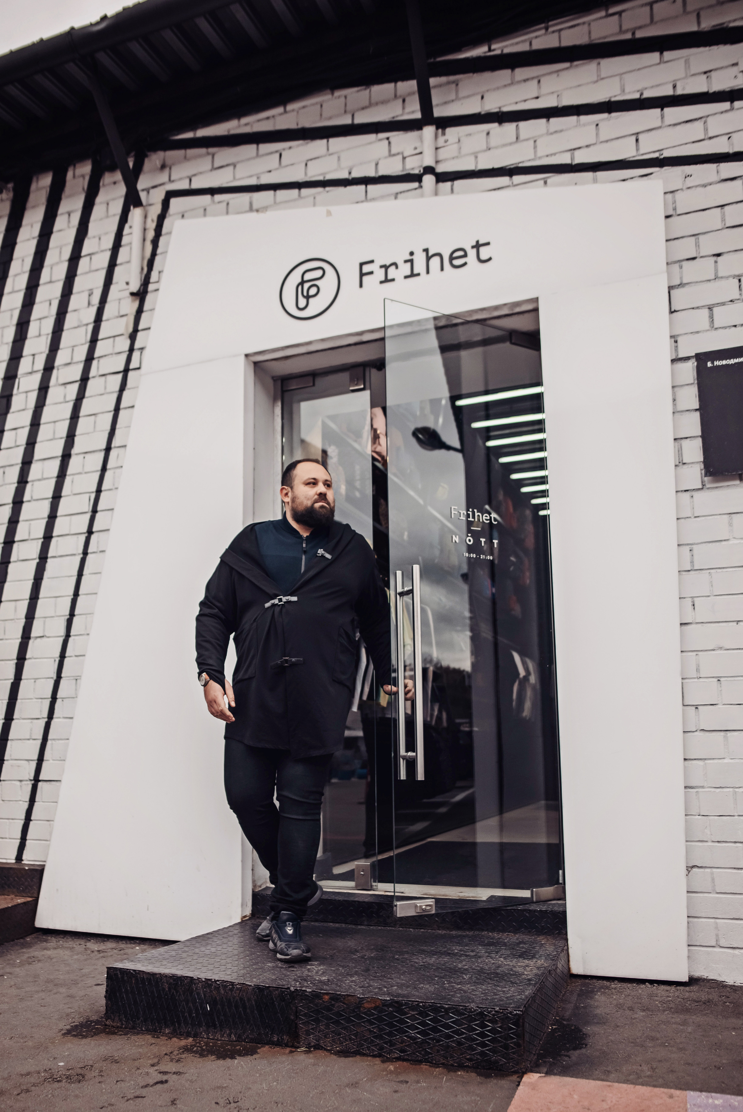 Контент Станислав. Детский и семейный фотограф выпускной альбом Приморско-Ахтарск