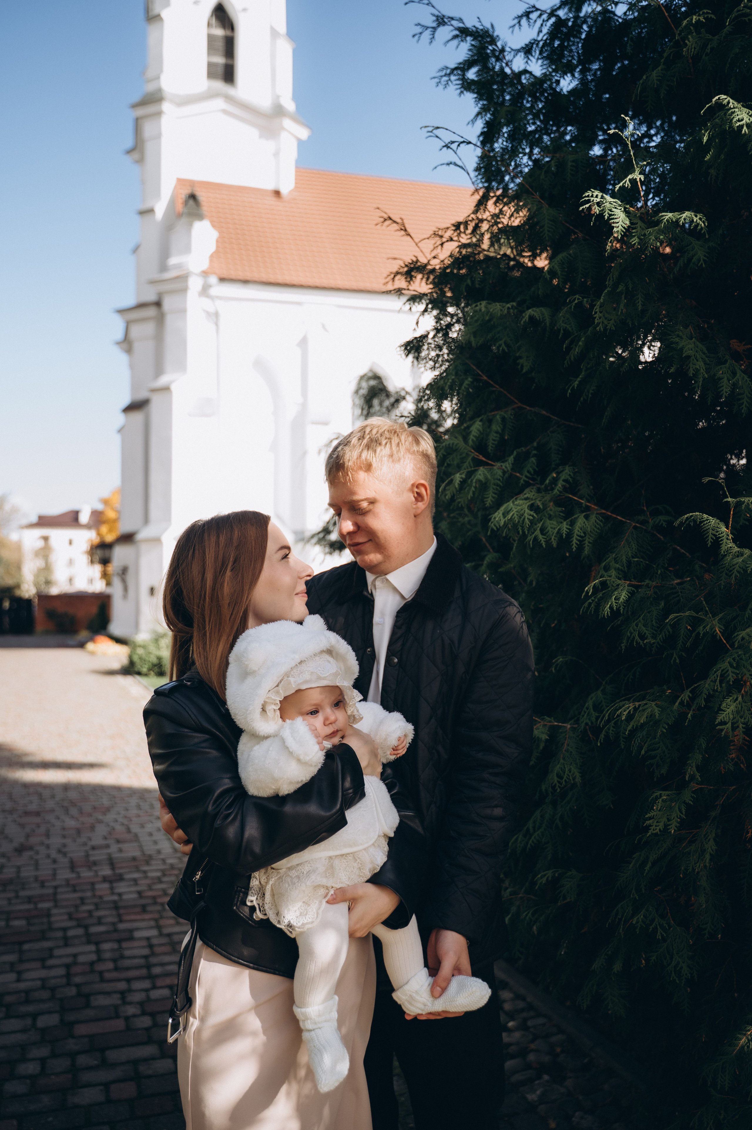 Крещение Эмили (Золотогорский костёл Пресвятой Троицы). Семейный фотограф в Минске Дарья Дреко