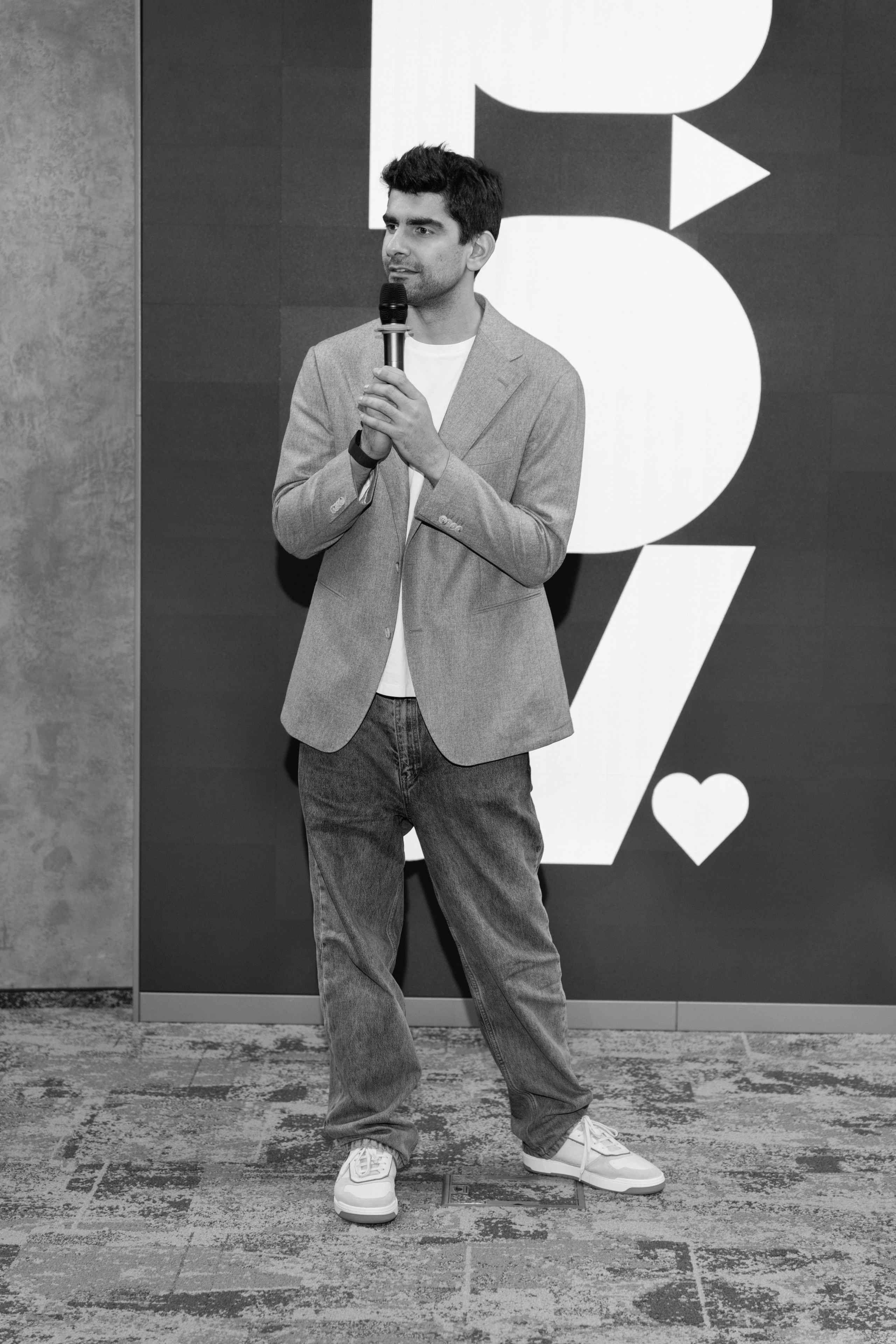 PovConf. Фотограф Дмитрий Алехин. Репортажная съемка мероприятий в Москве