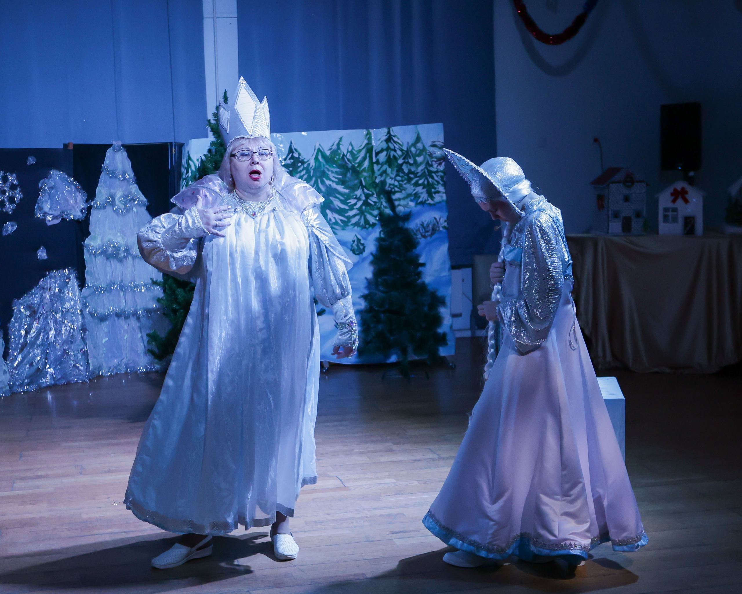 Новогодняя скачзка центр детского творчесва Подольск. Выпускные альбомы и школьный фотограф в Подольске, Троицке, Щербинке, Москве и Московской области