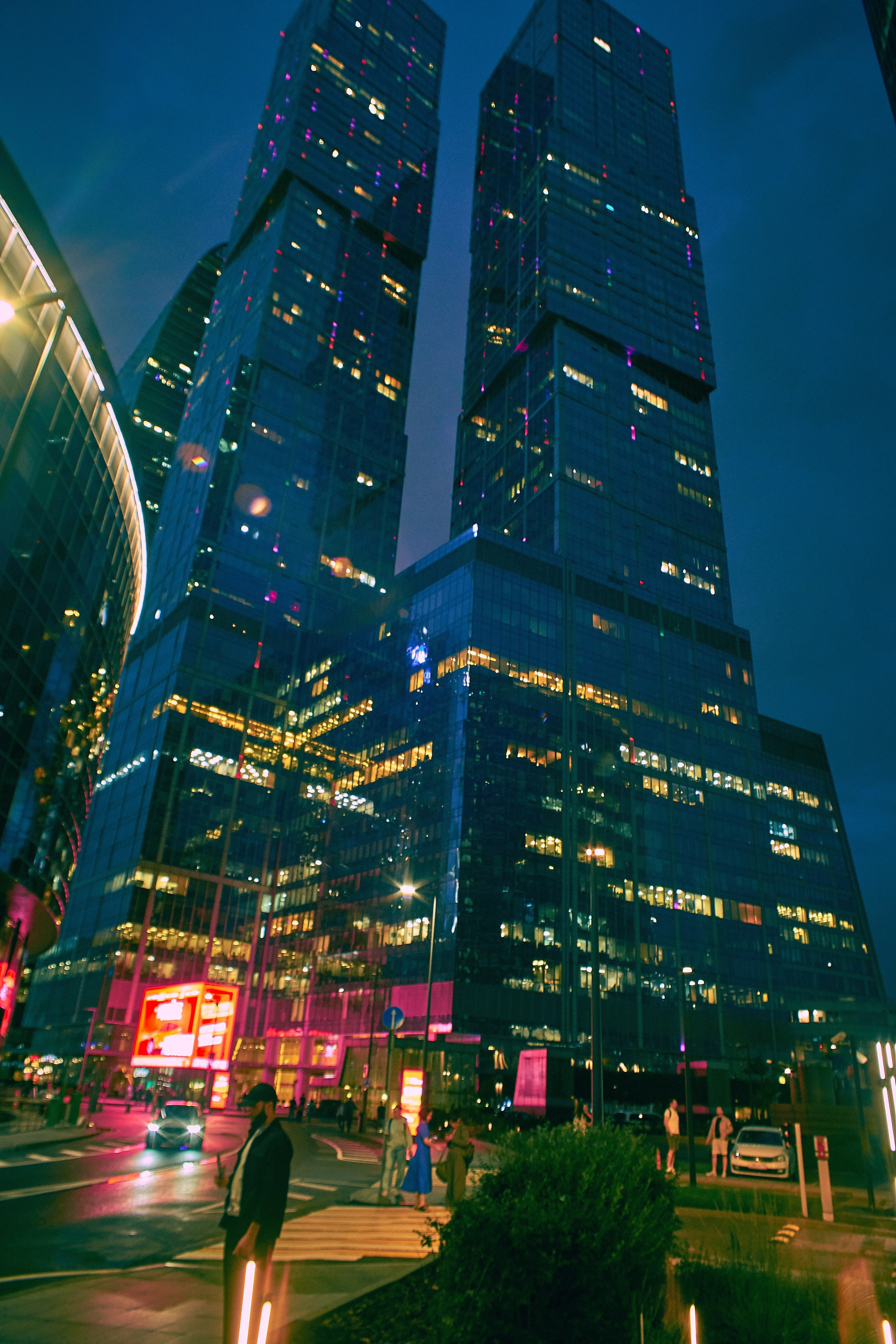 Архитектура постмодернизма глазами фотографа Виталия Дени