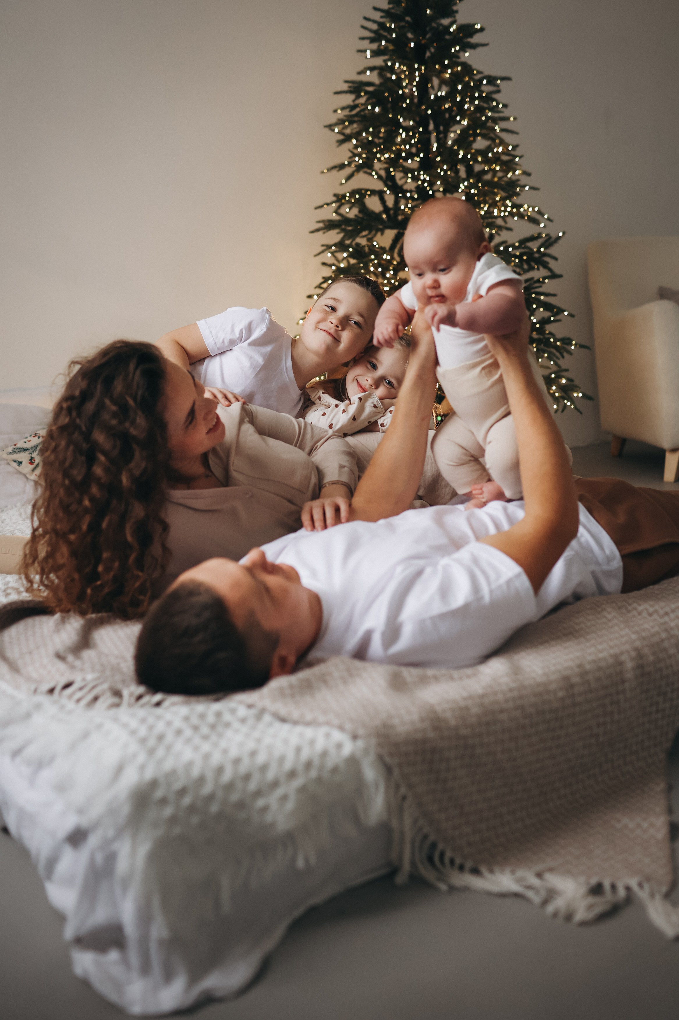 Новогодняя фотосессия семейная фотосессия. Фотограф Владимир Москва