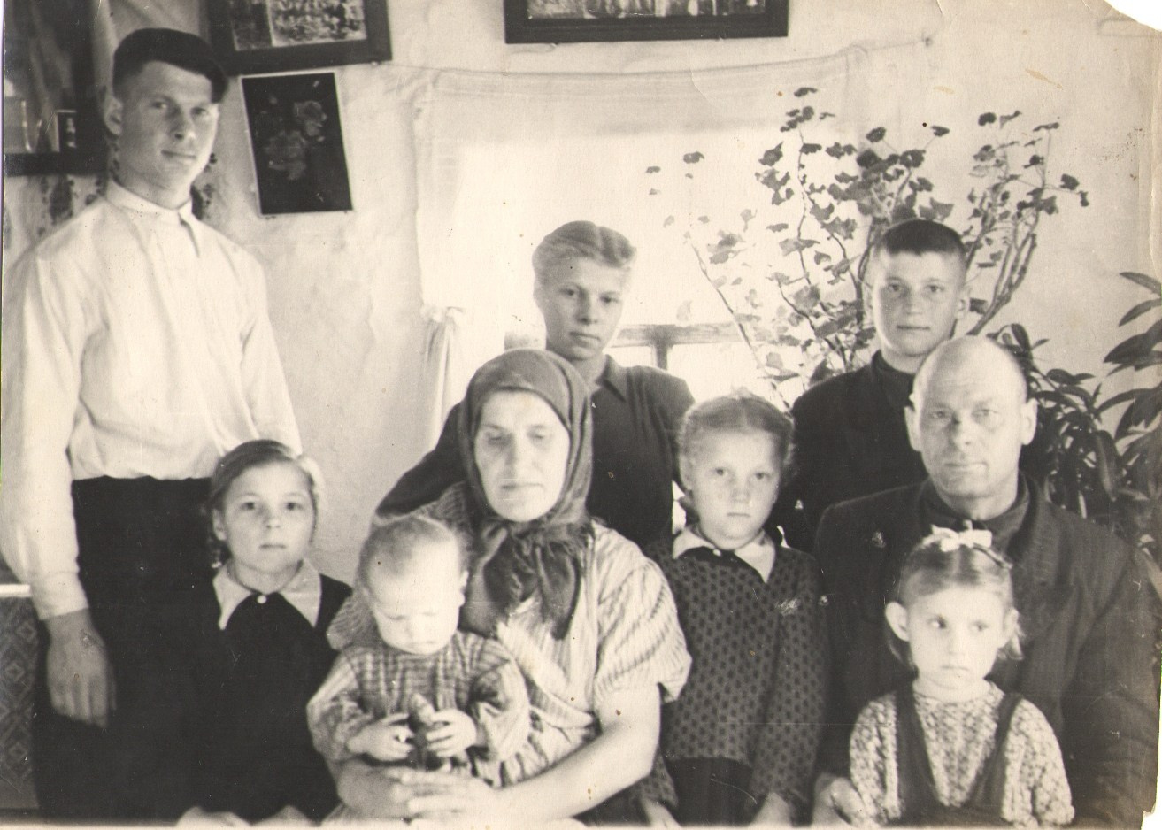 Оживление старинных фото. Режиссёр-фотограф — Eliza Nemlova