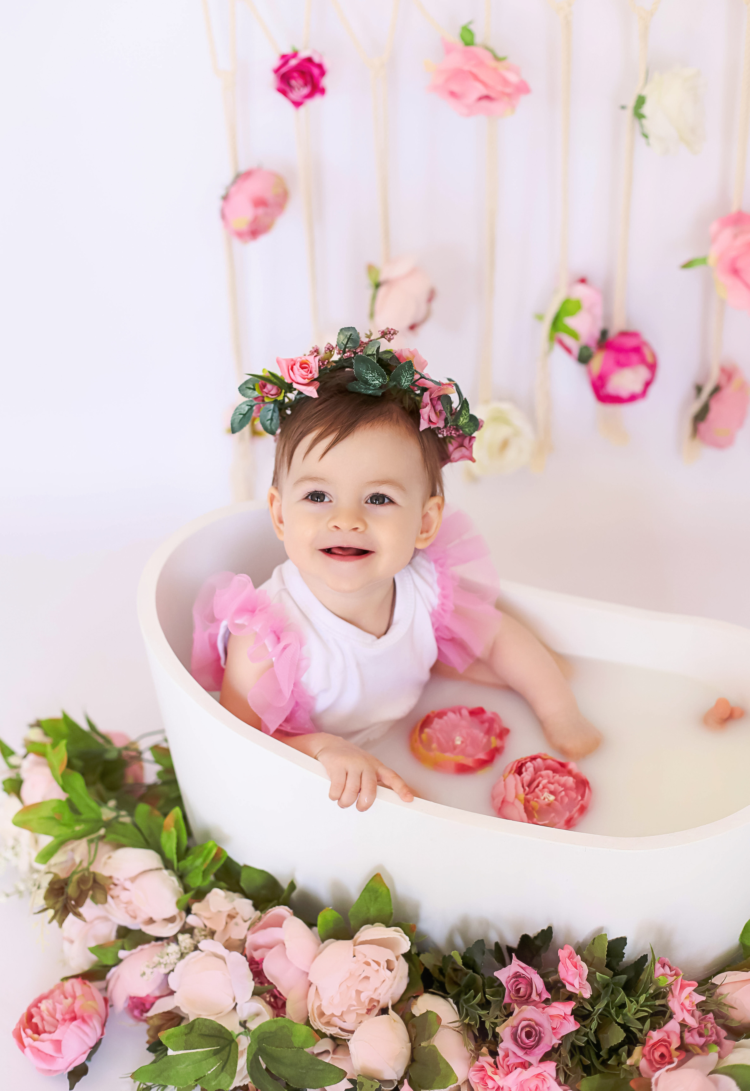 Ванна с цветами. Семейный и детский фотограф в Симферополе и Севастополе