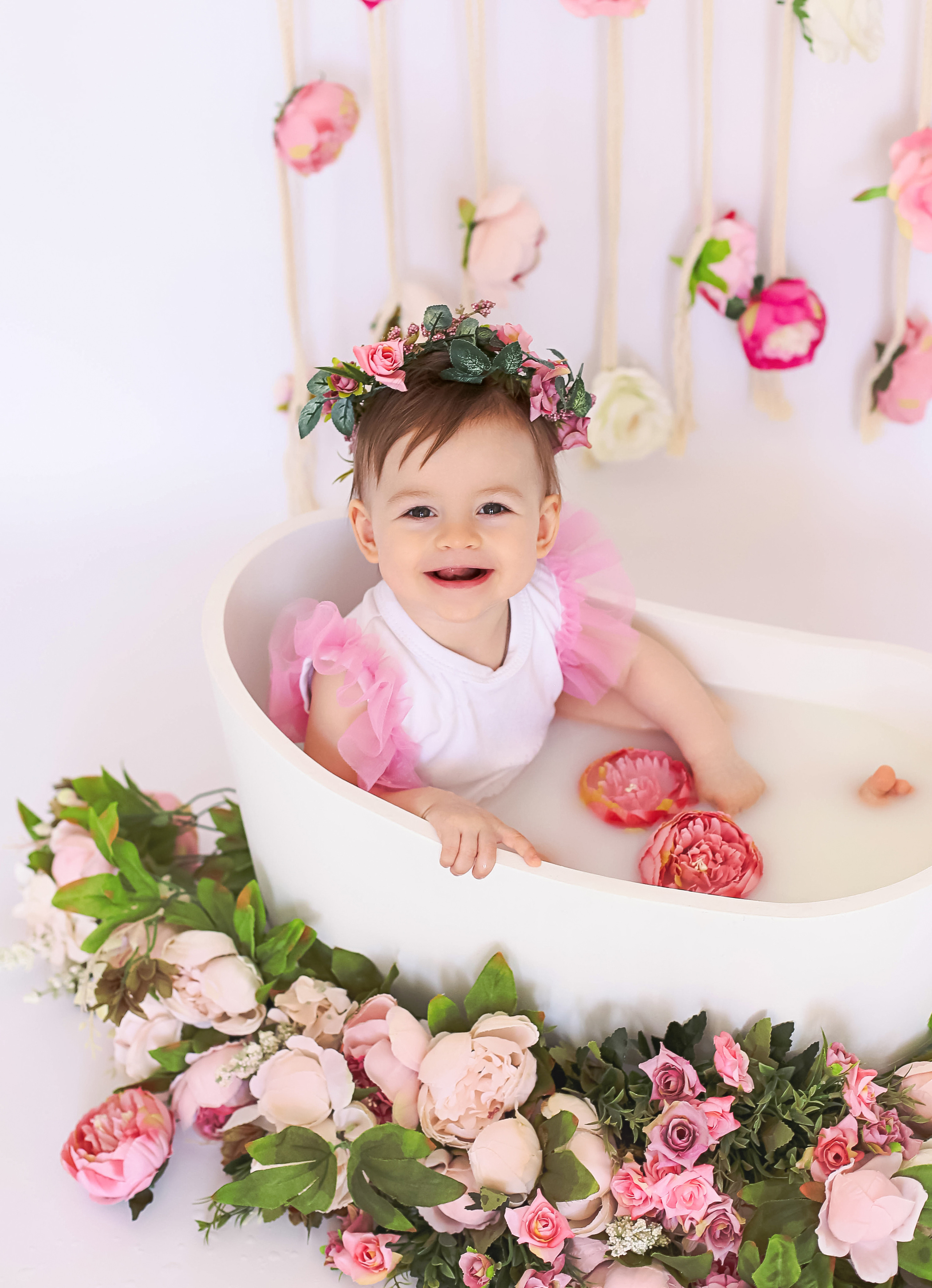 Ванна с цветами. Семейный и детский фотограф в Симферополе и Севастополе