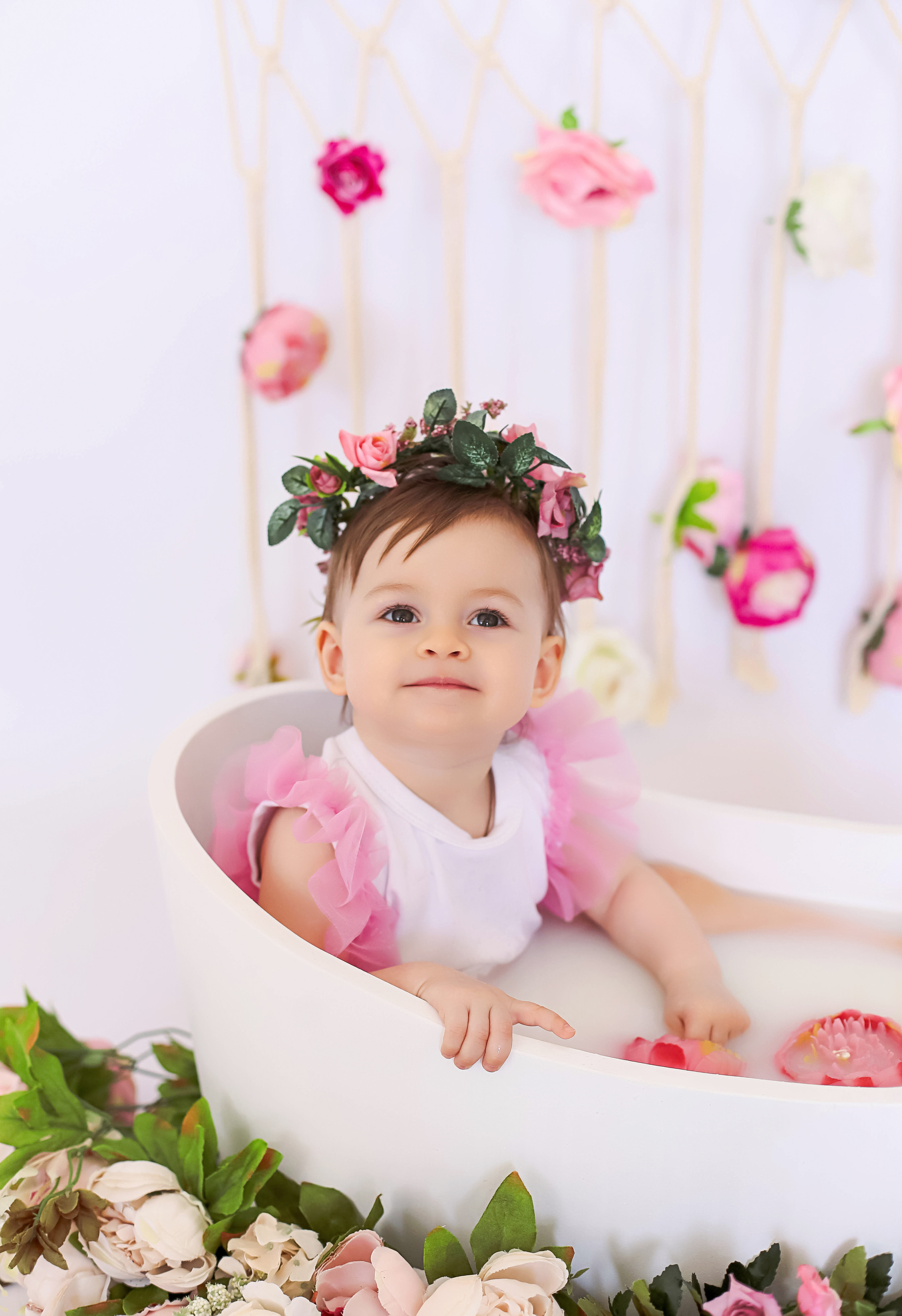Ванна с цветами. Семейный и детский фотограф в Симферополе и Севастополе