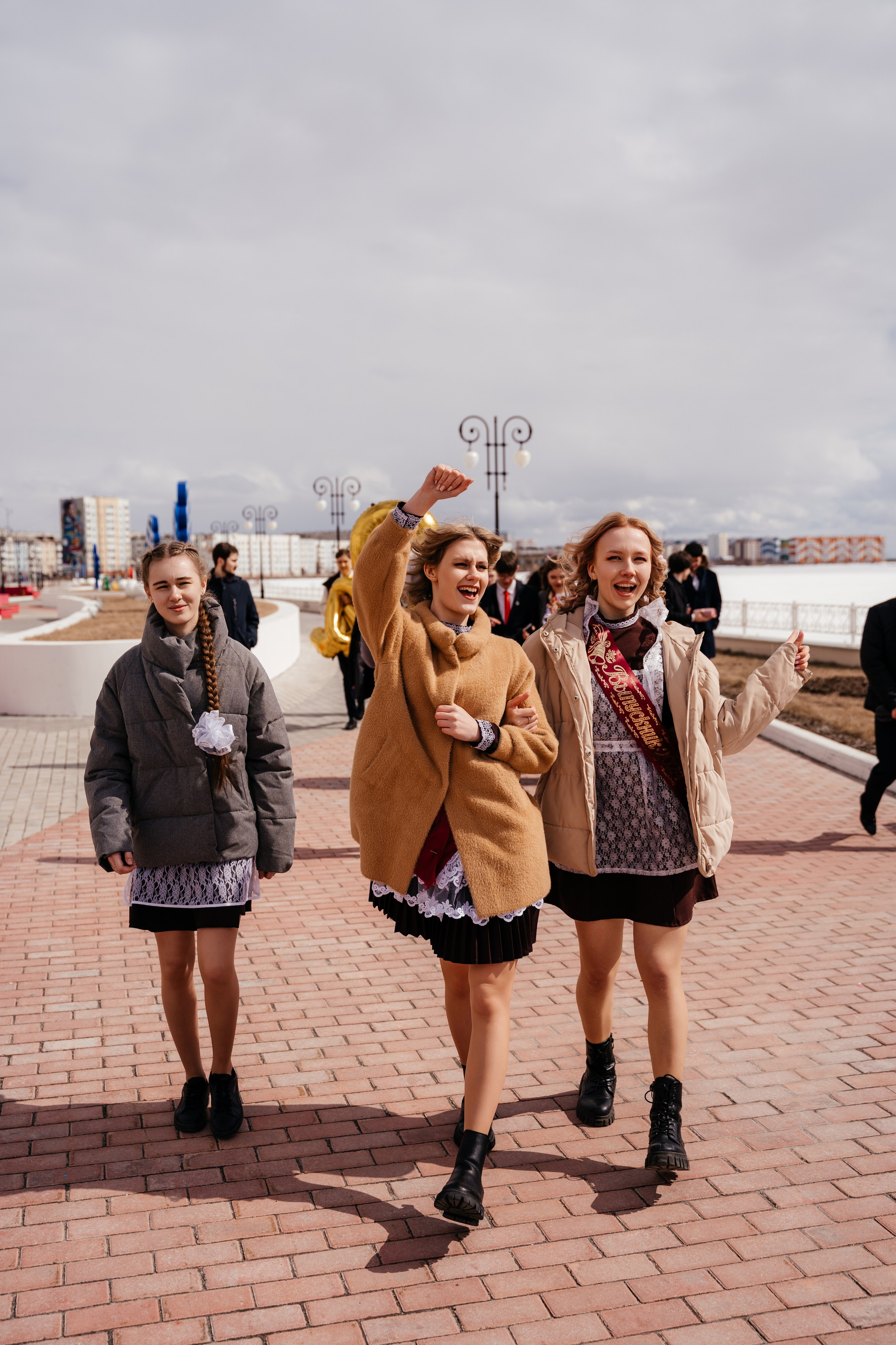 Последний звонок 11 класс. Семейный, детский и школьный фотограф в Надыме Анастасия Шендрикова