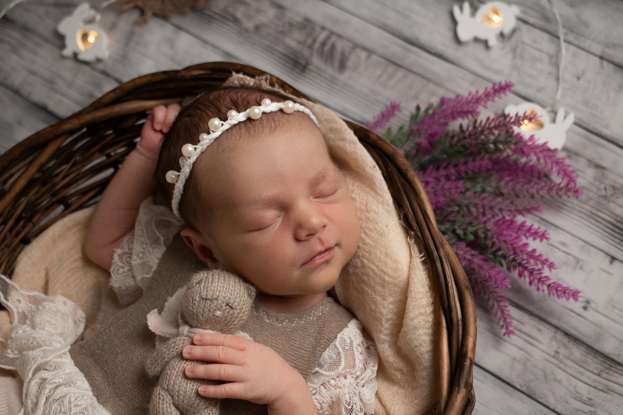 Классический стиль newborn. Фотограф новорождённых Анапа Елена Кушнарь