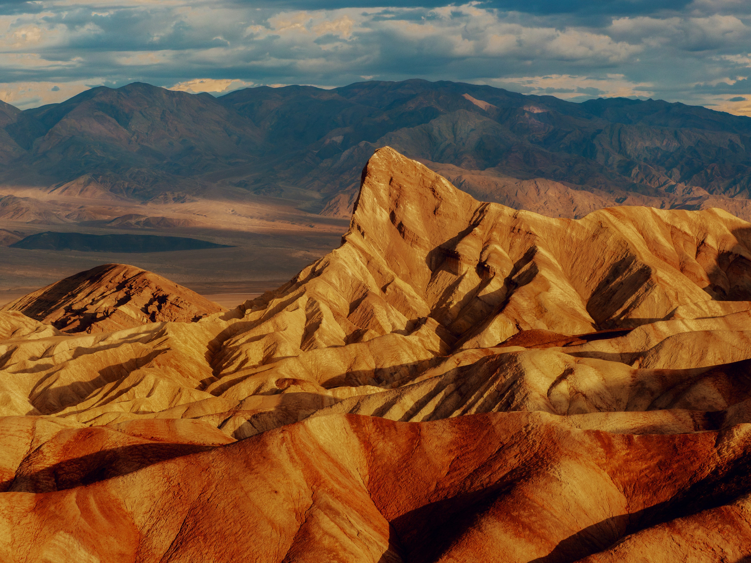 Death valley (USA). Serge Sadov about landscape, cityscape, travel