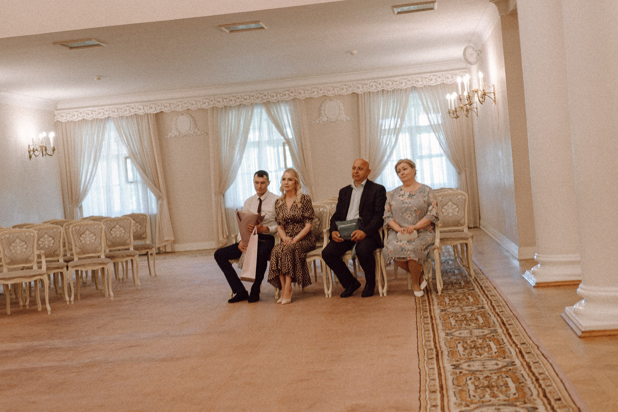 СВАДЕБНАЯ ФОТОСЕСИСИЯ В ГОРОДЕ ПУШКИН. Профессиональный фотограф, Санкт-Петербург — Виктория Богомолова