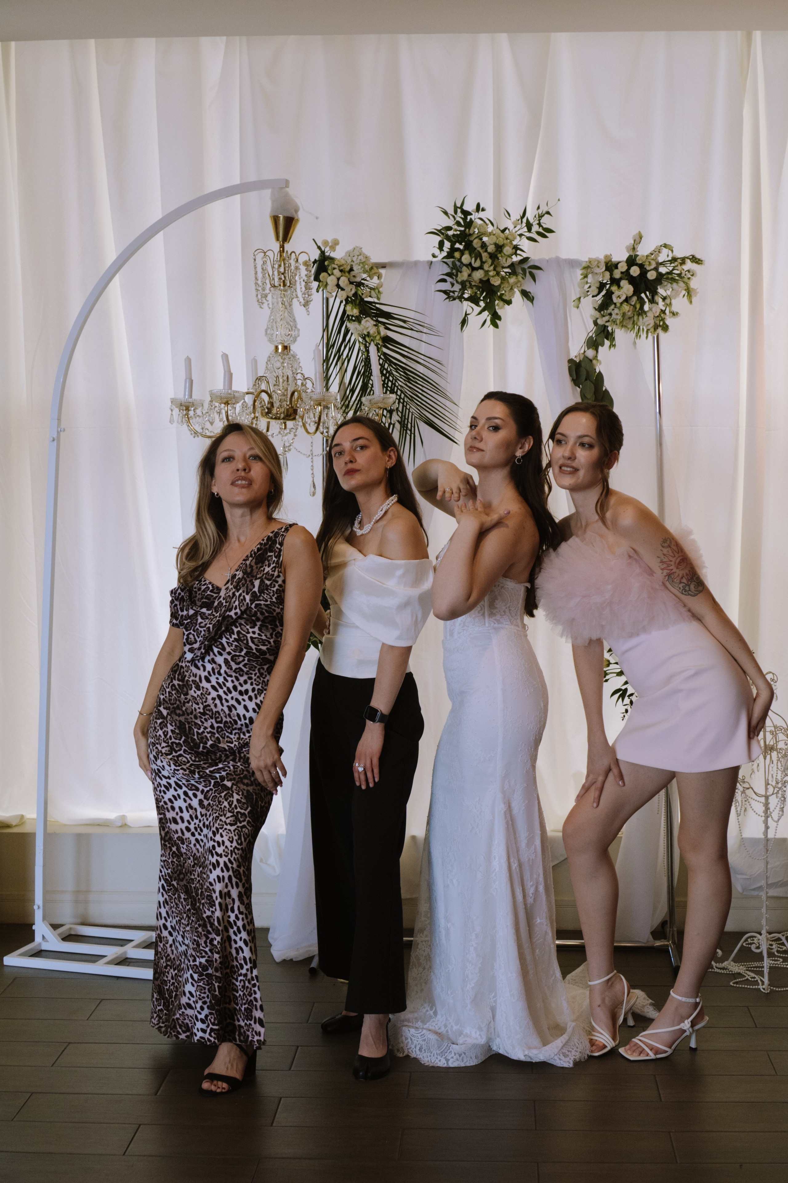 СВАДЕБНЫЙ БАНКЕТ НА ВЛАДИМИРСКОЙ В САНКТ-ПЕТЕРБУРГЕ (КАМЕРНАЯ СВАДЬБА). Профессиональный фотограф, Санкт-Петербург — Виктория Богомолова