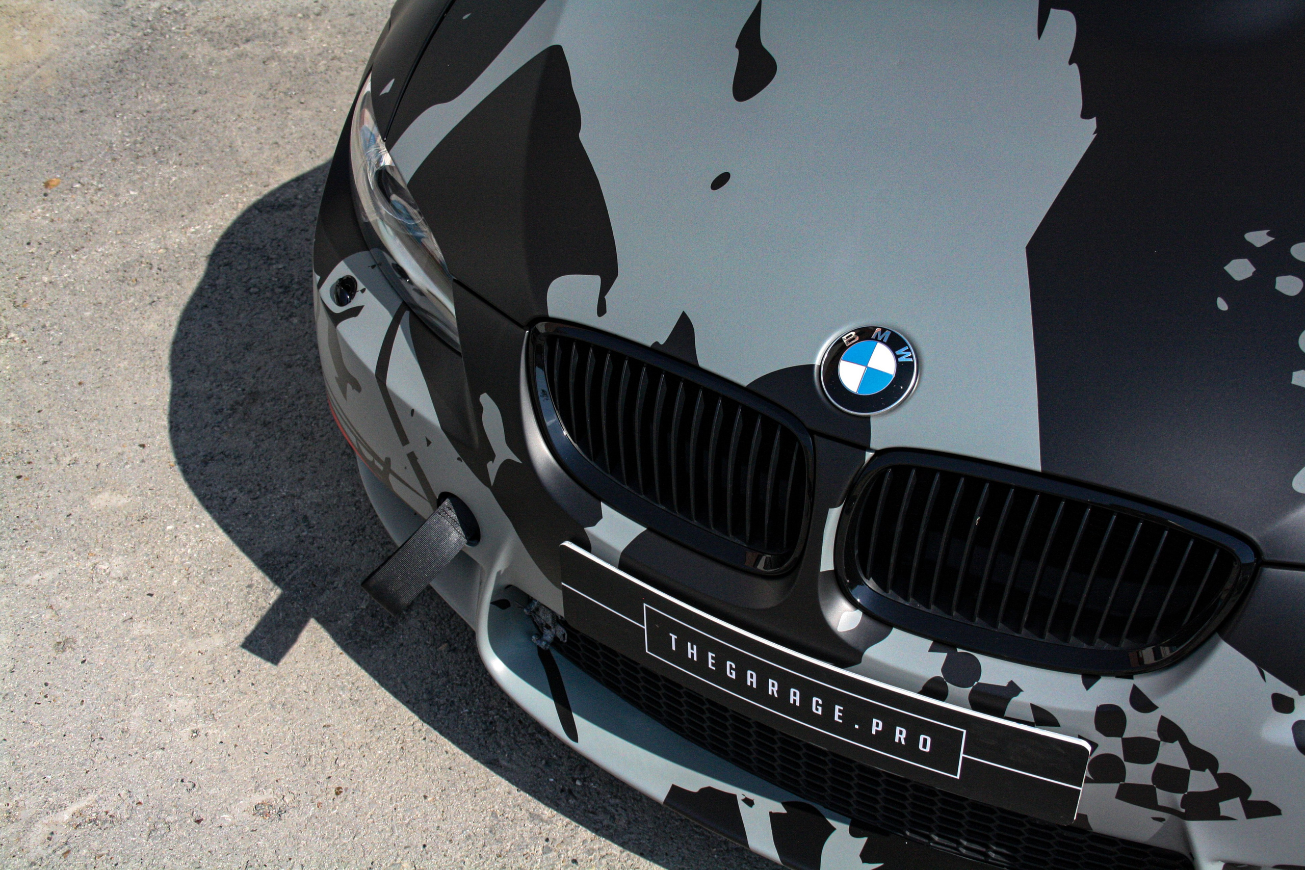 Винилография на BMW M3 E92. Студия дизайна и оклейки авто Barmaley Design