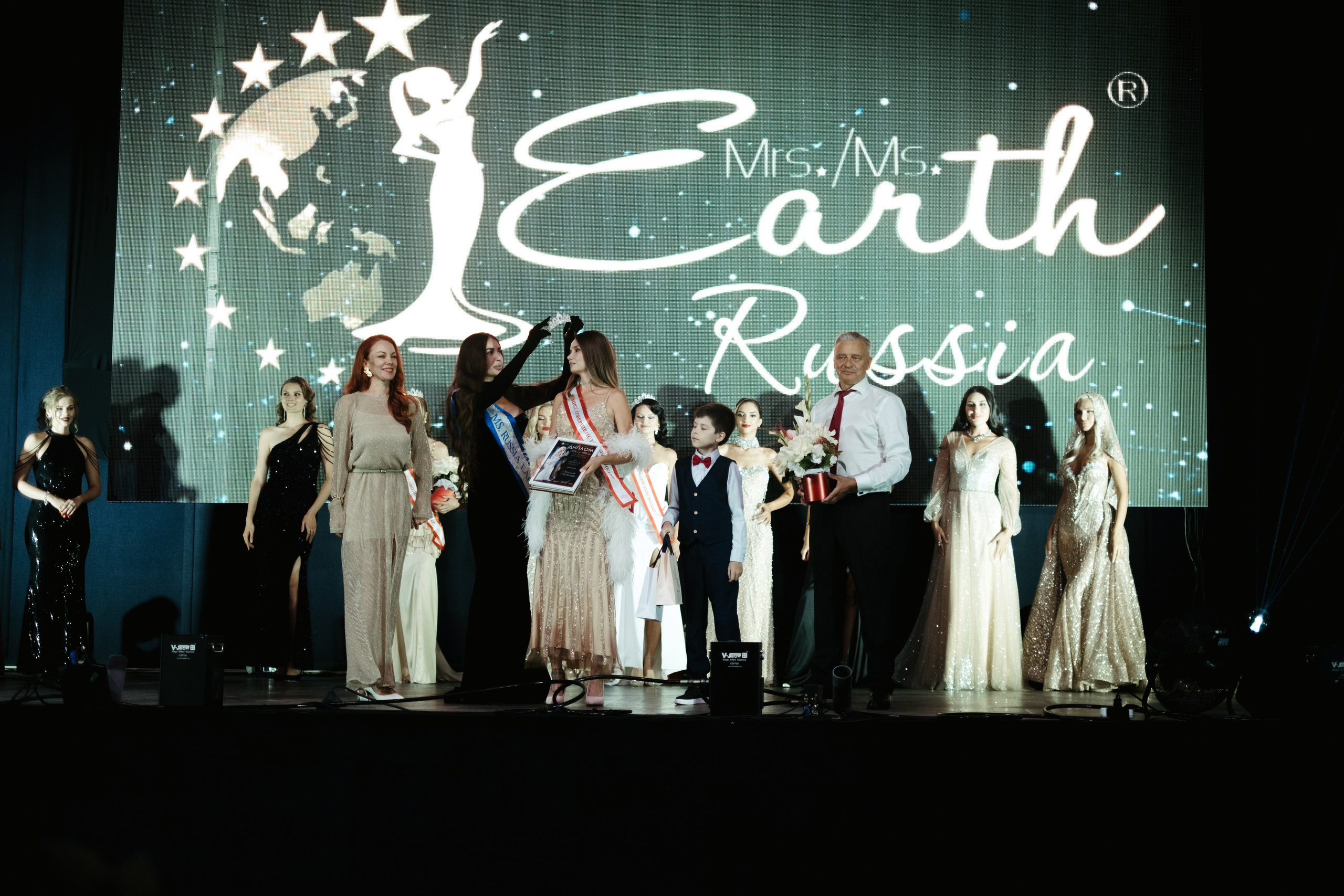 Мисс и Миссис Россия Земли Краснодар 2025 программа. Свадебный и репортажной фотограф Денис Ожигин в Краснодаре и Краснодарском крае