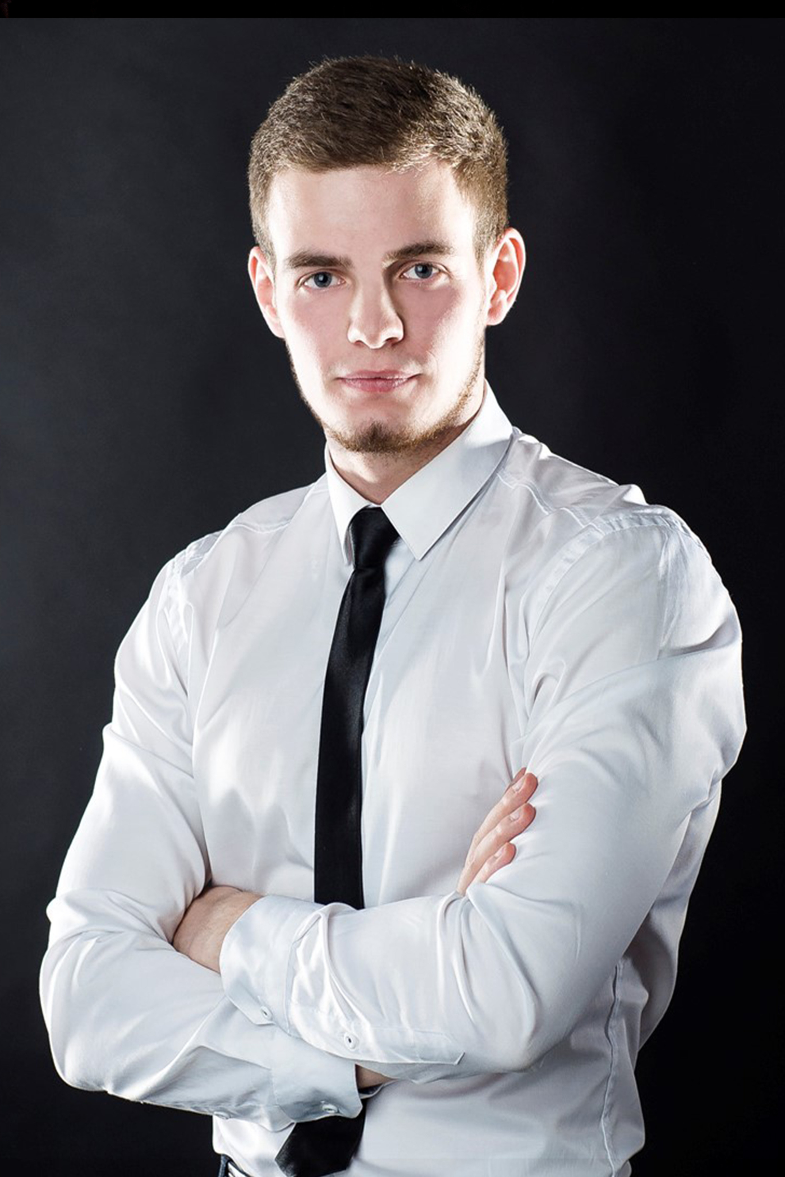 Выпускные альбомы Axioma для студентов. AXIOMA │ Выпускные альбомы в Иркуске. Альбом в подарок! Закажи сейчас!