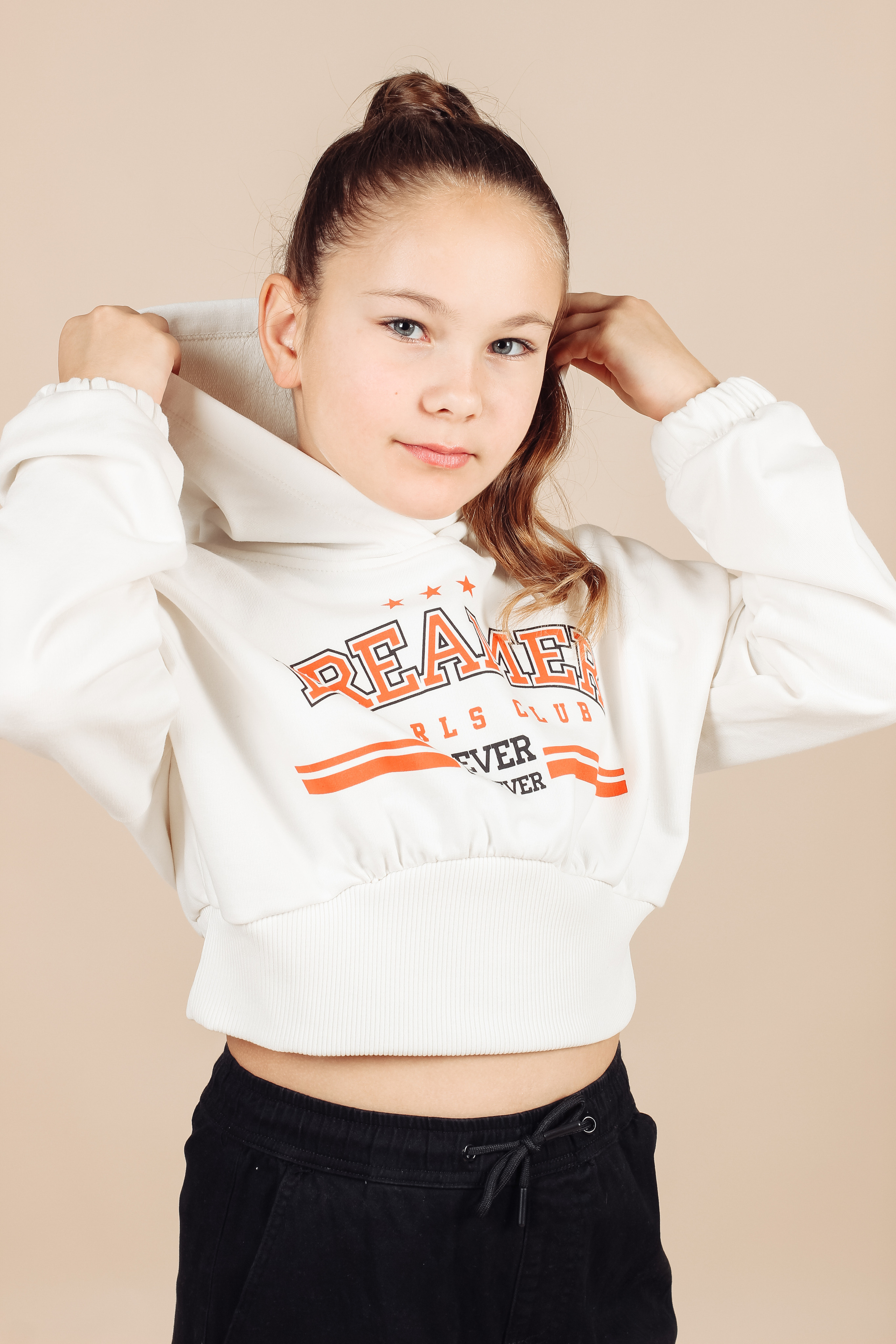 Выпускные альбомы Axioma для начальных классов. AXIOMA │ Выпускные альбомы в Иркуске. Альбом в подарок! Закажи сейчас!