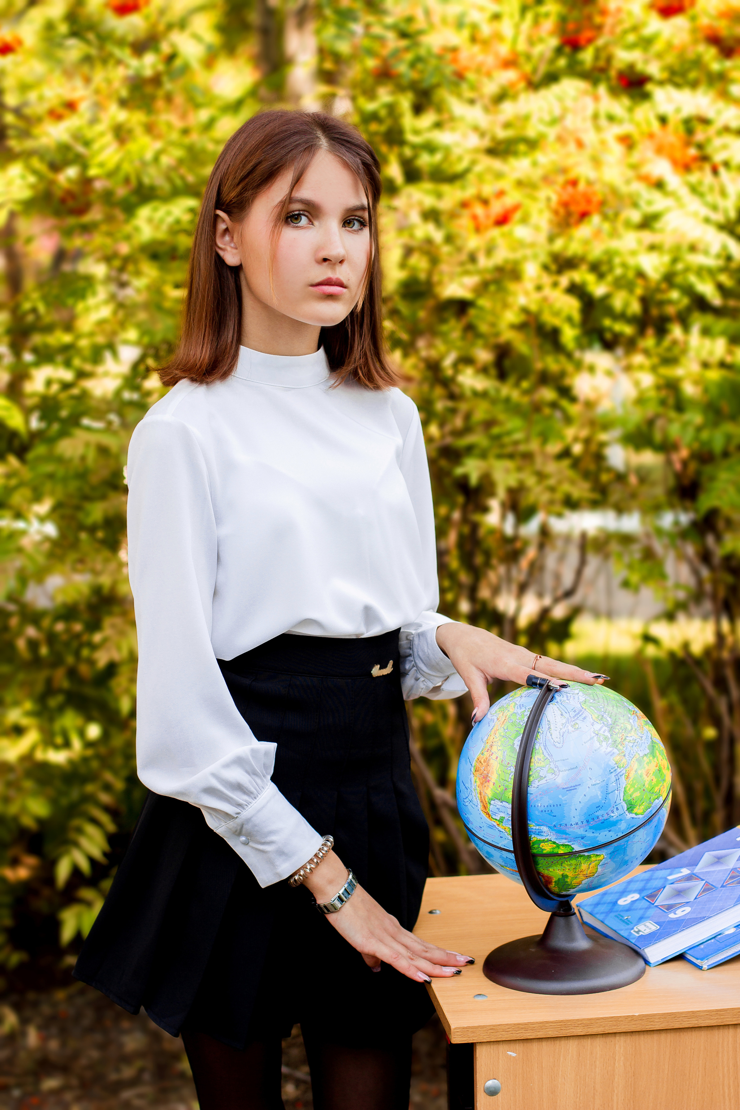 Выпускные альбомы Axioma для начальных классов. AXIOMA │ Выпускные альбомы в Иркуске. Альбом в подарок! Закажи сейчас!