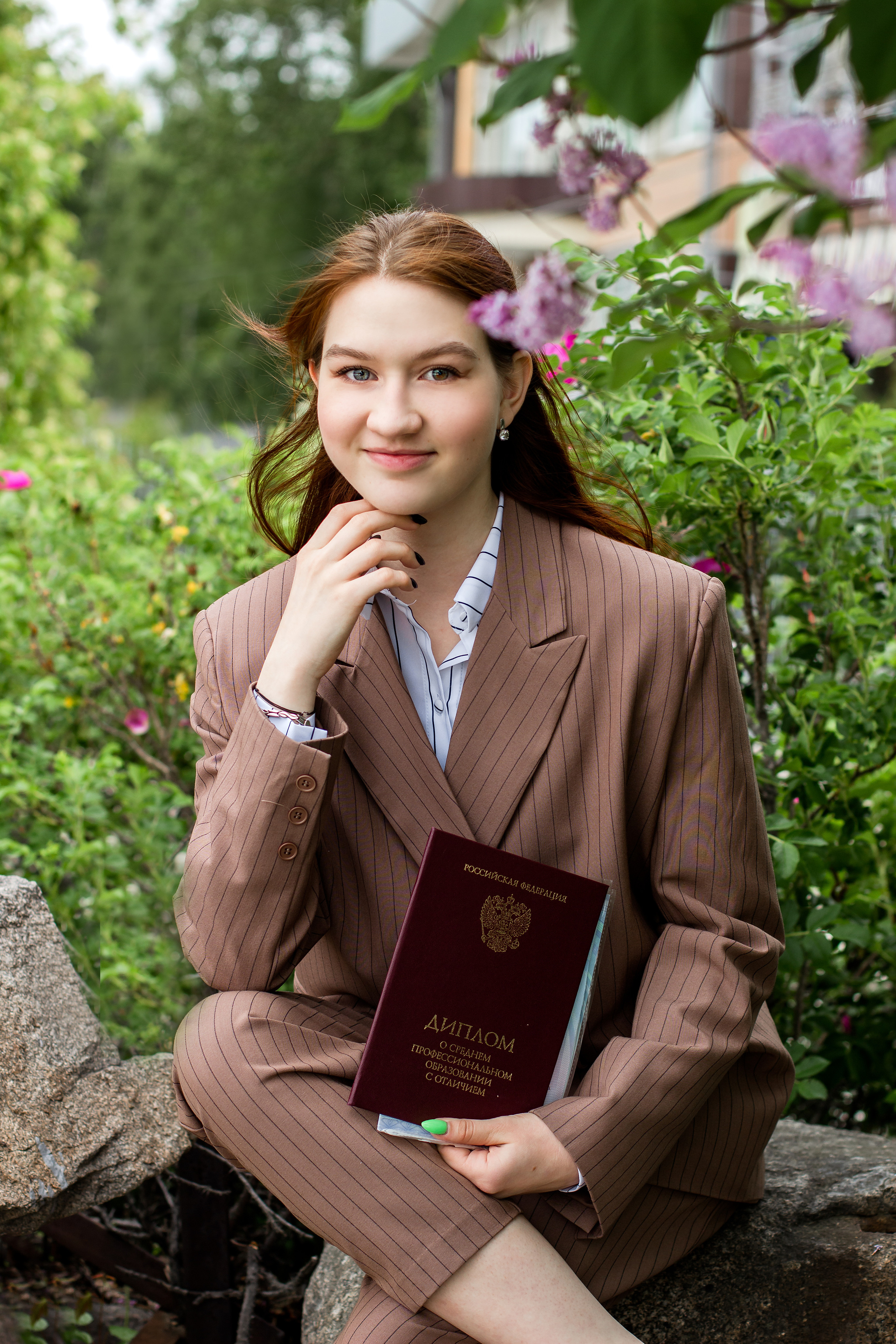 Выпускные альбомы Axioma для студентов. AXIOMA │ Выпускные альбомы в Иркуске. Альбом в подарок! Закажи сейчас!