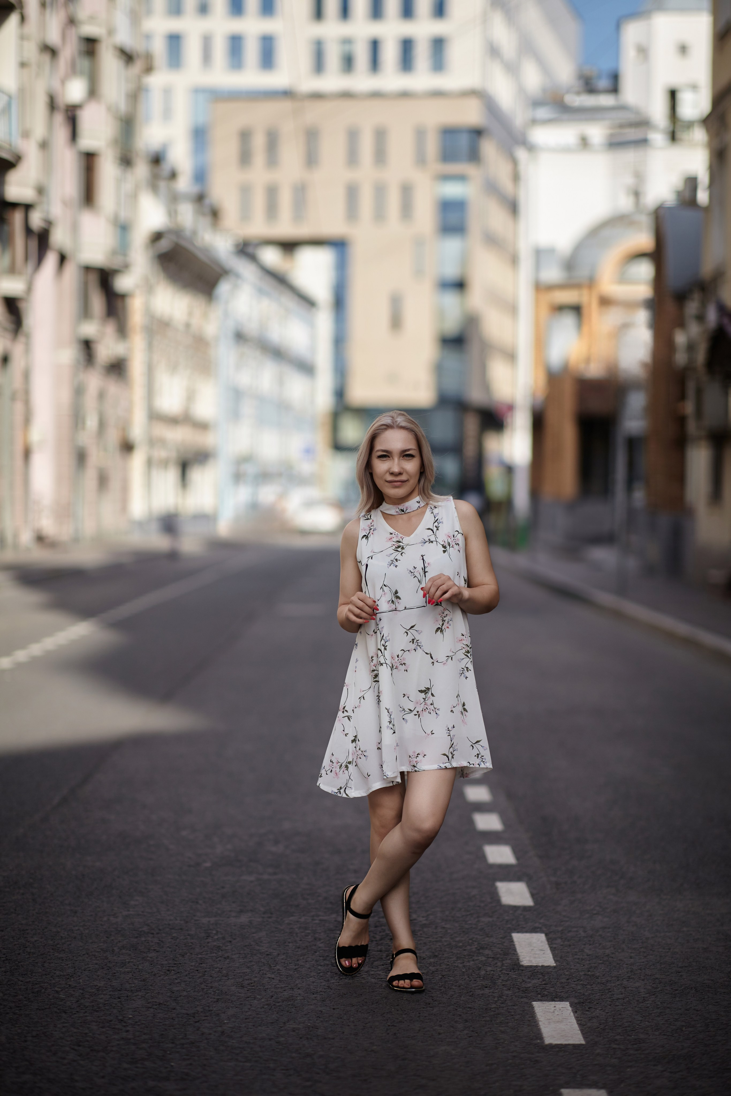 Цены на уличную фотосъемку — неповторимые моменты на фоне города. Портретный фотограф в Москве Виталий Пересветов