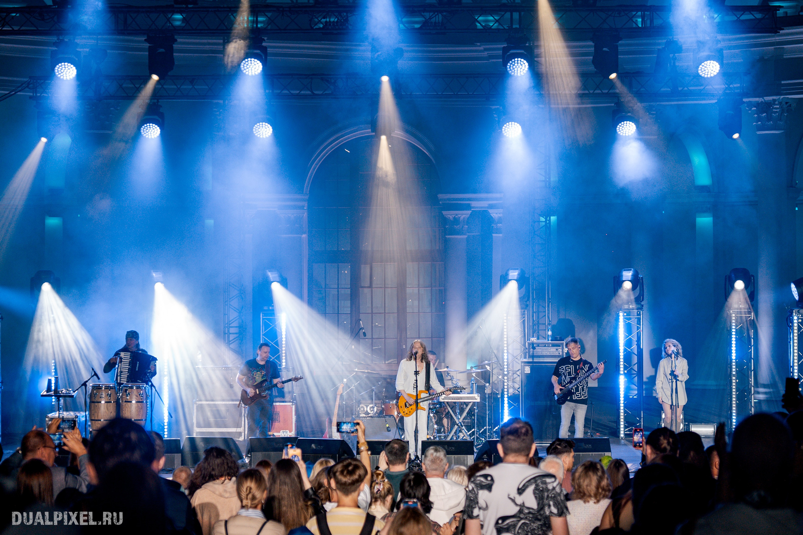 Чиж & Co. Магия музыки в кадре: Концертная Фотография