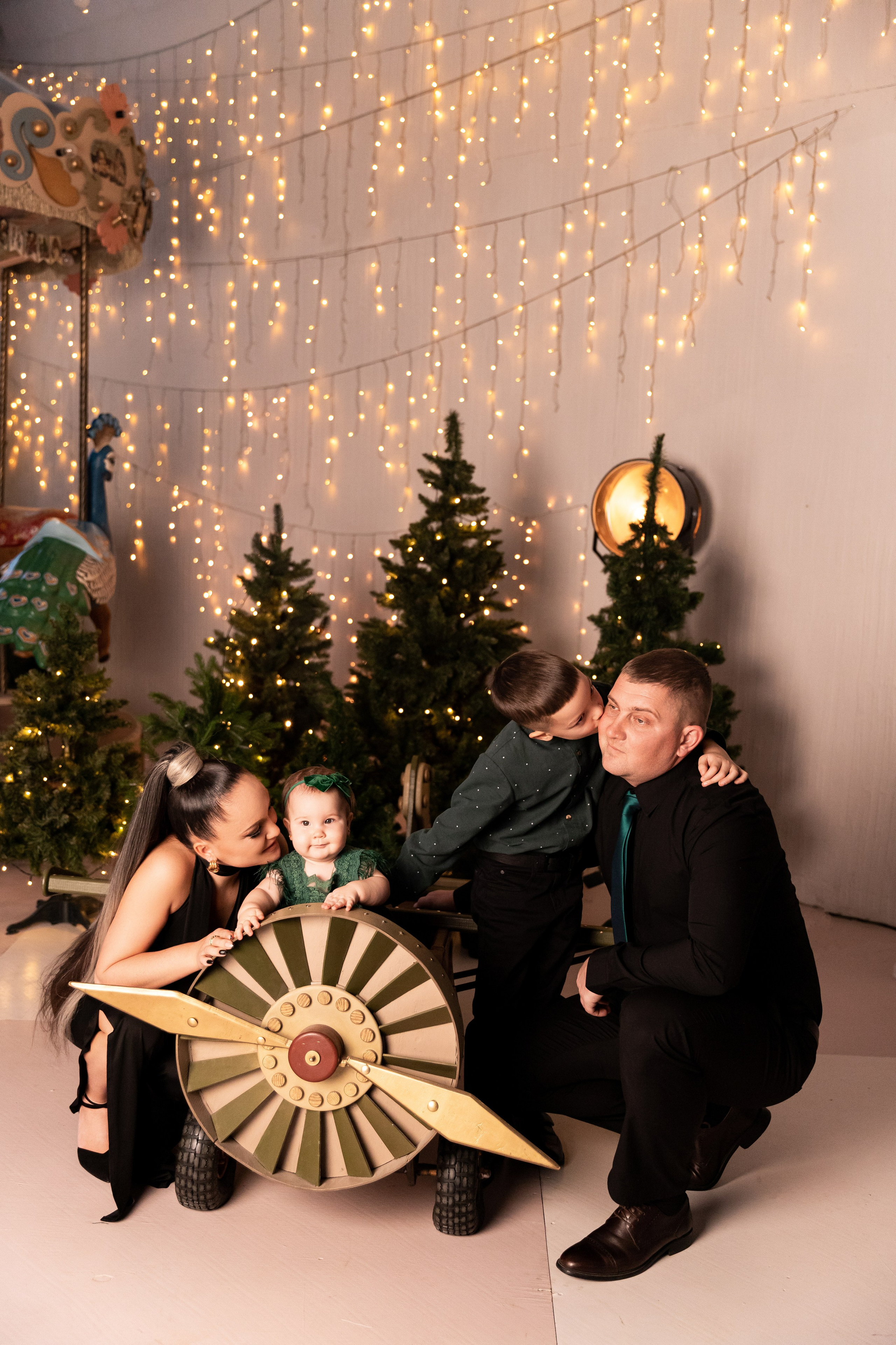 Арина, Кирилл, Аристарх и Афина. Семейный фотограф в Екатеринбурге и Красноуфимске Евгения Лягаева