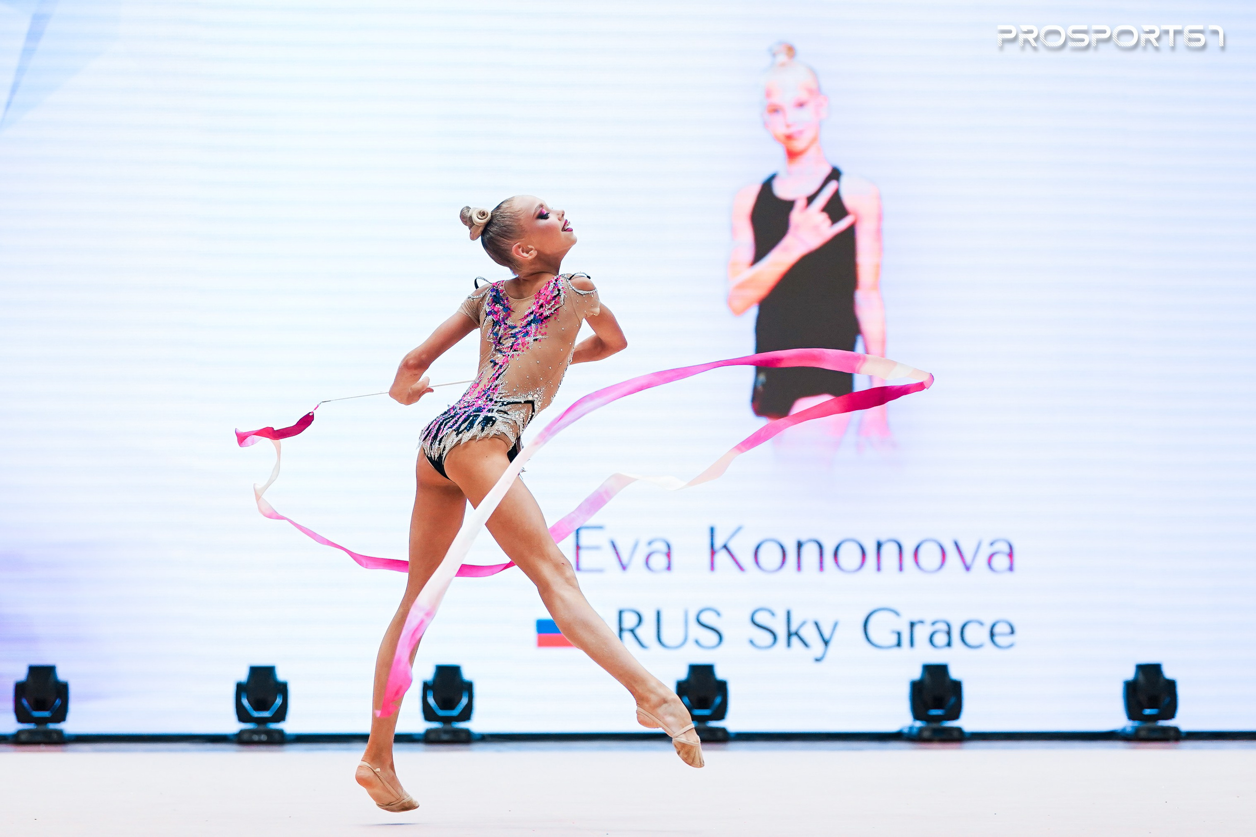 Ева Кононова. Хрустальная роза 2025 г.Минск. Спортивный фотограф Олег Медведев | prosport67 | Смоленск