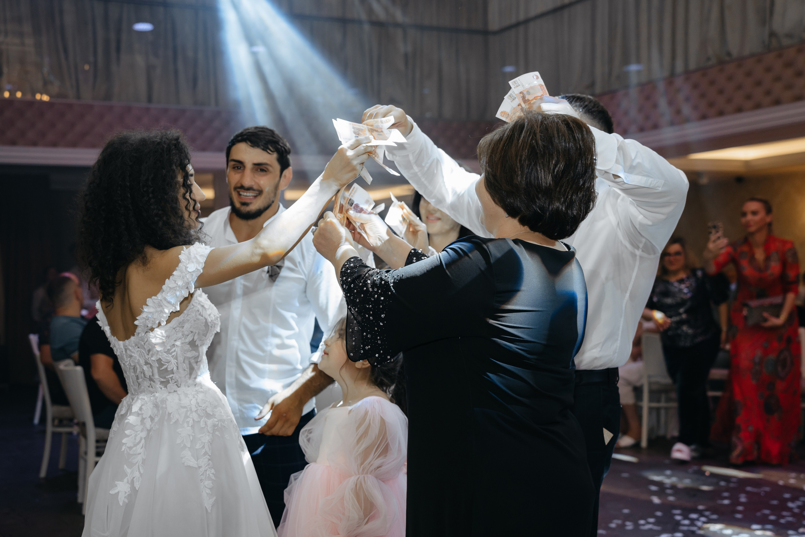 Грайр и Вартик. Свадебный фотограф Красноярск Вязьминова Мария