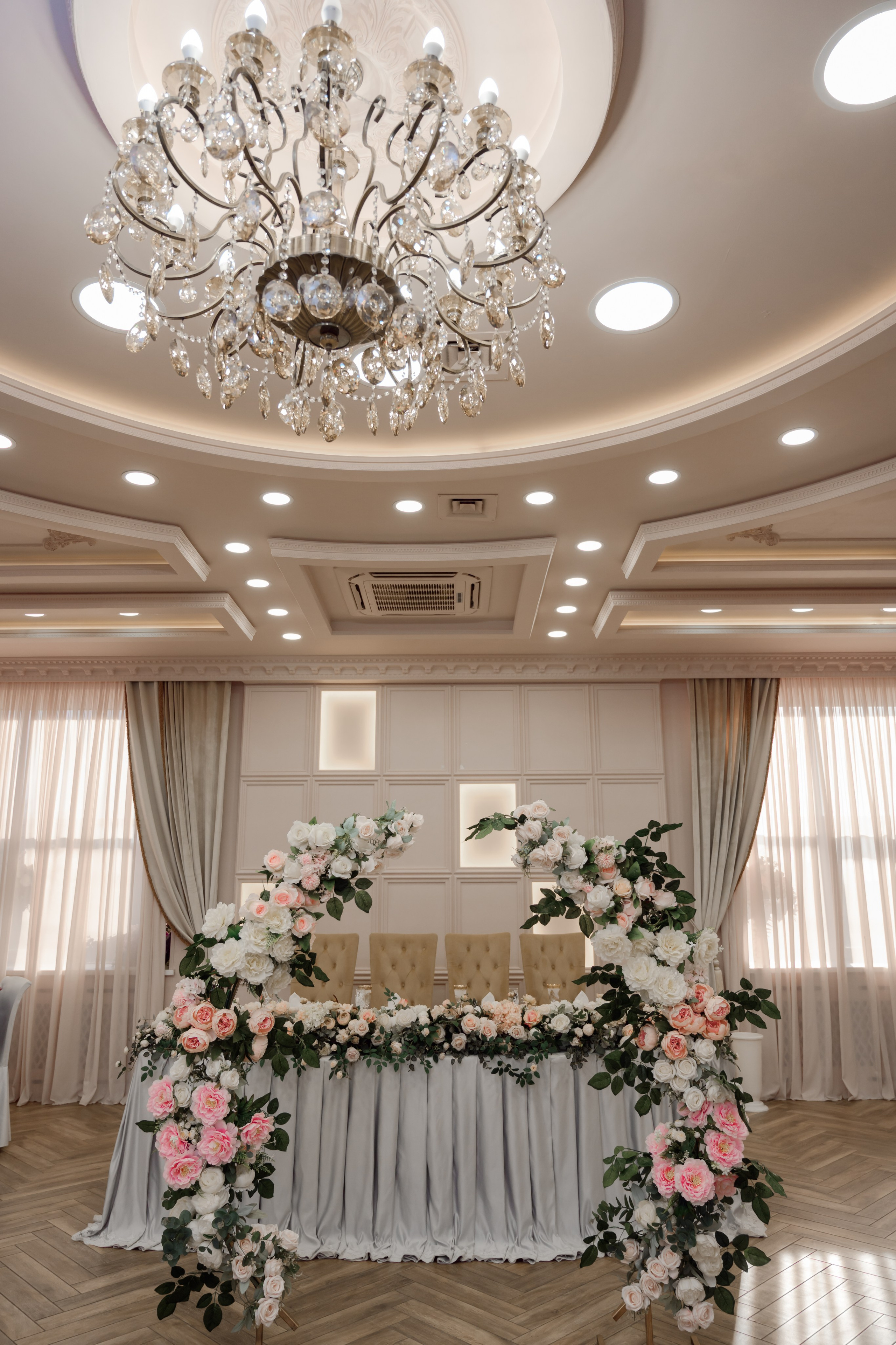 T & A. Свадебный фотограф в г. Астрахань. Так же выезжаю в другие города