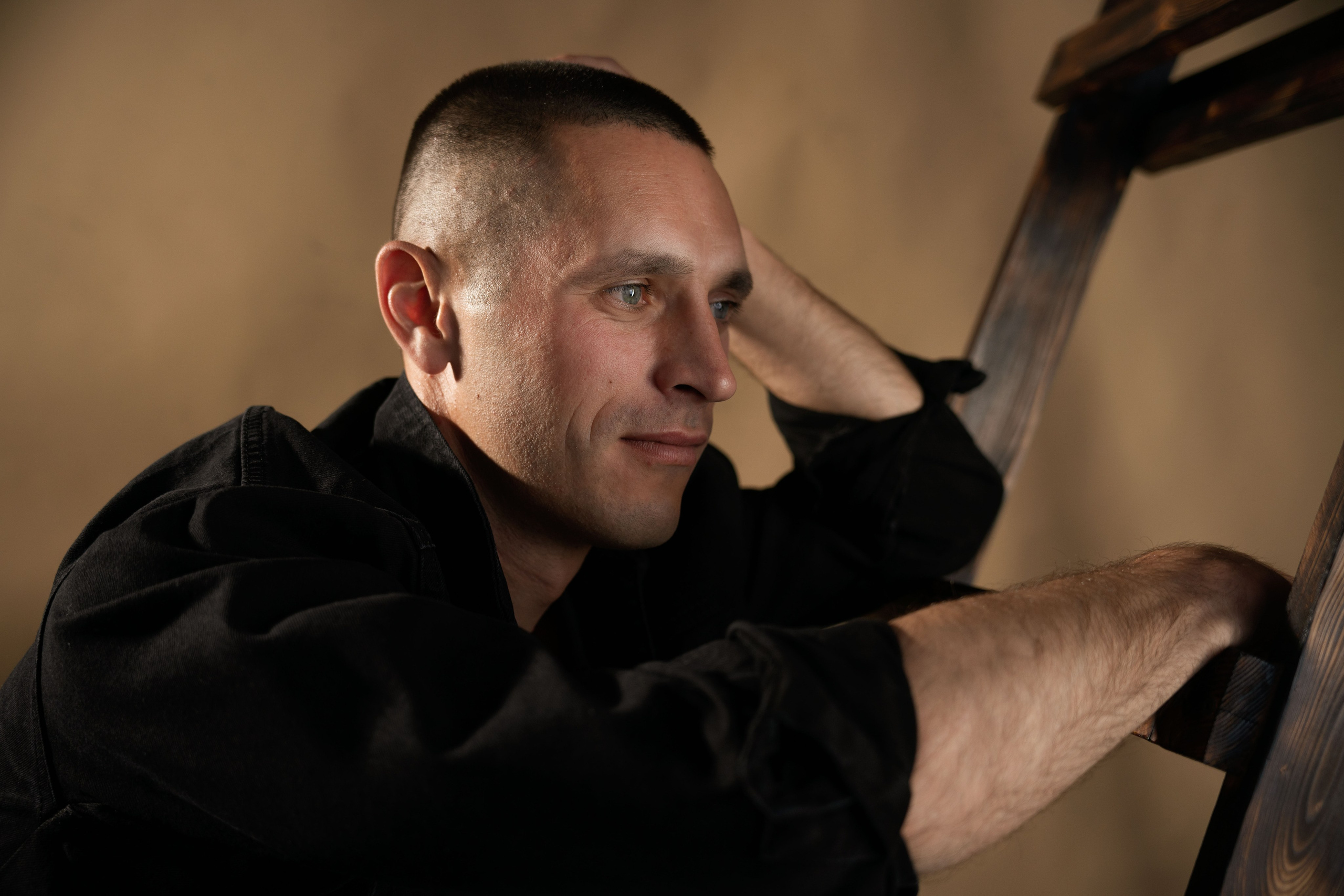 Мужская фотосессия. Дмитрий. Семейный фотограф в Омске Александра Яровикова