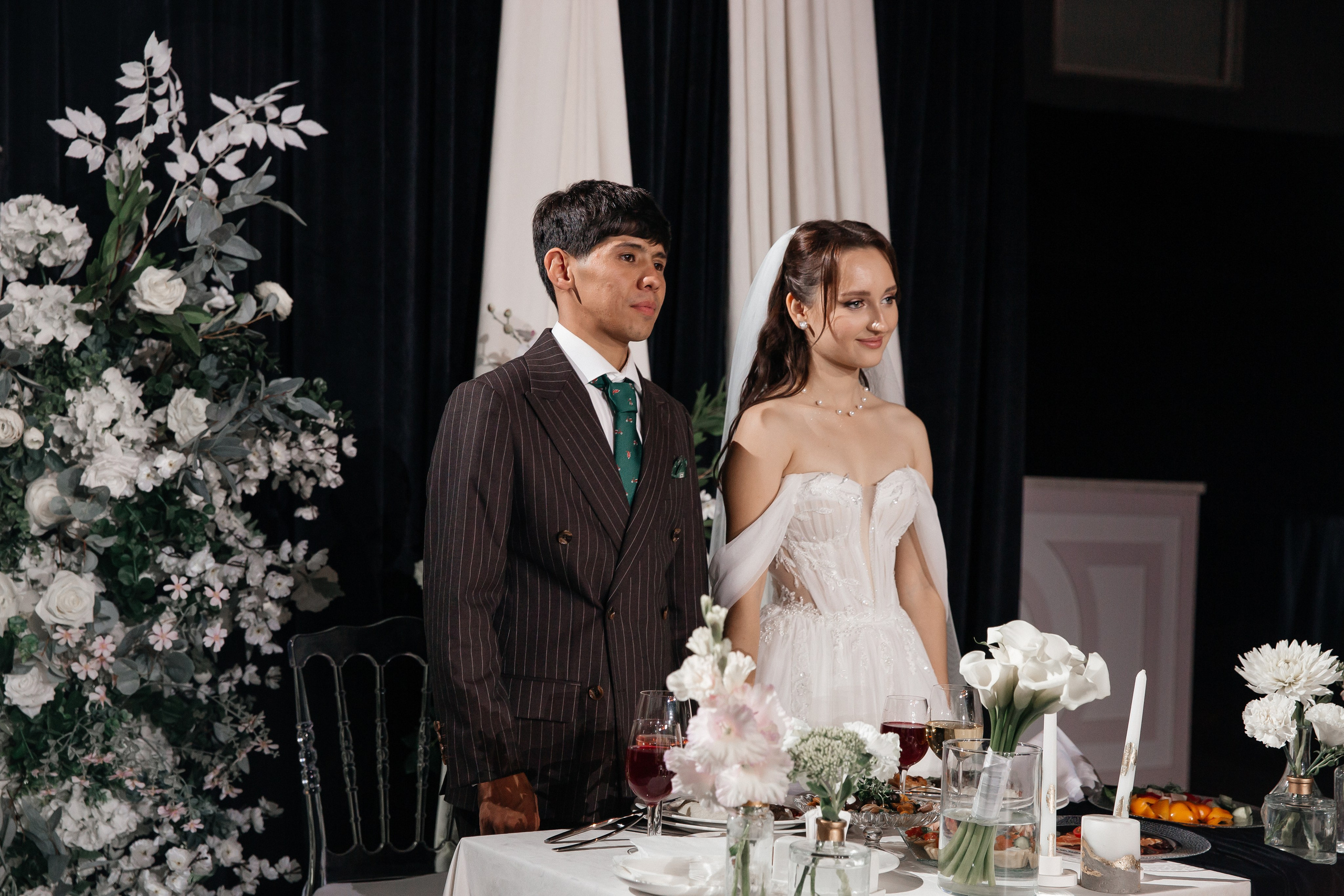 Уютная свадьба — Аскар и Катя на Марсовом поле. Свадебный фотограф в Оренбурге Илья Володьков