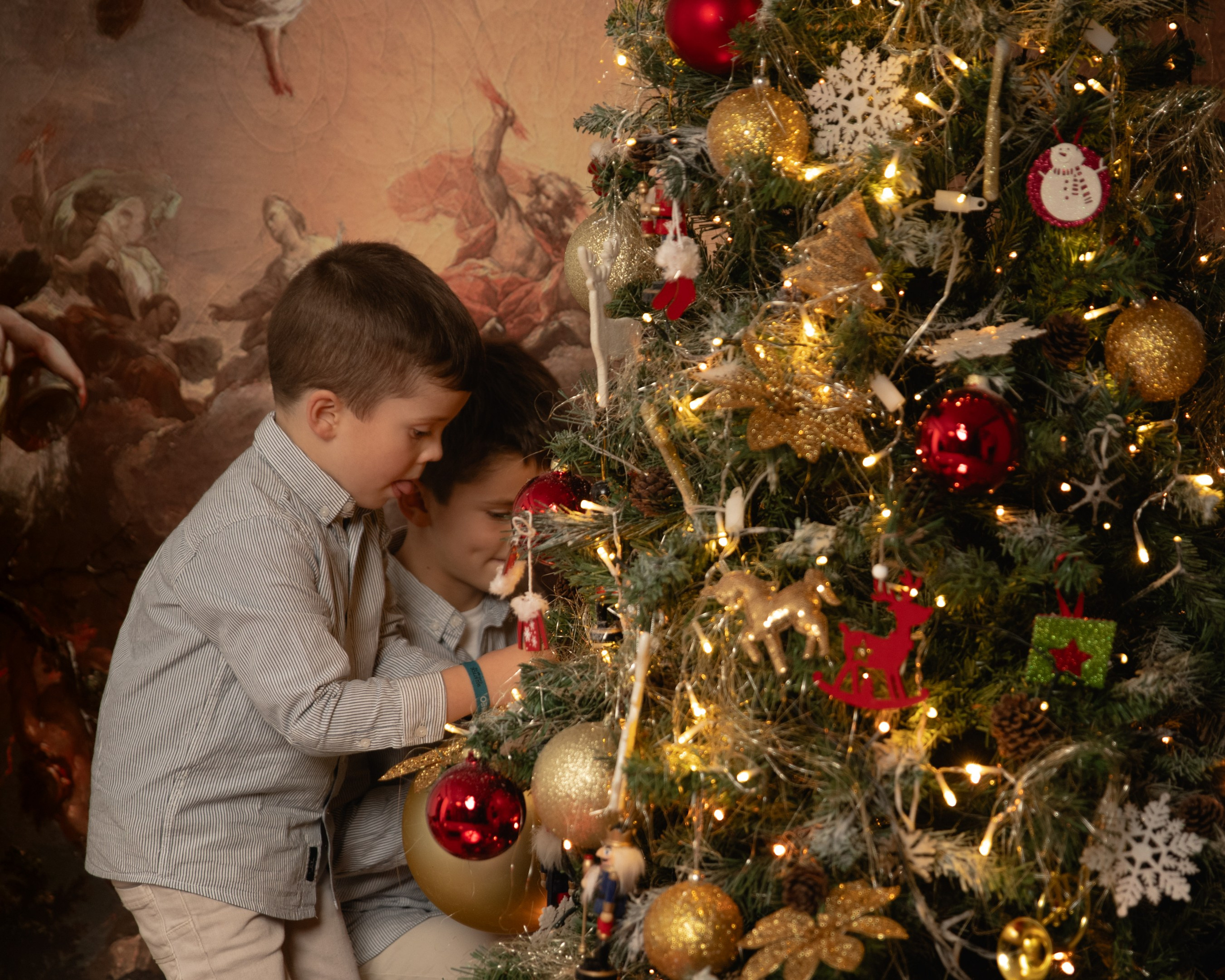 FAMILY Of ANTONIETA. Anastasiia Antoniuk portrait, family and couple photographer, Portugal