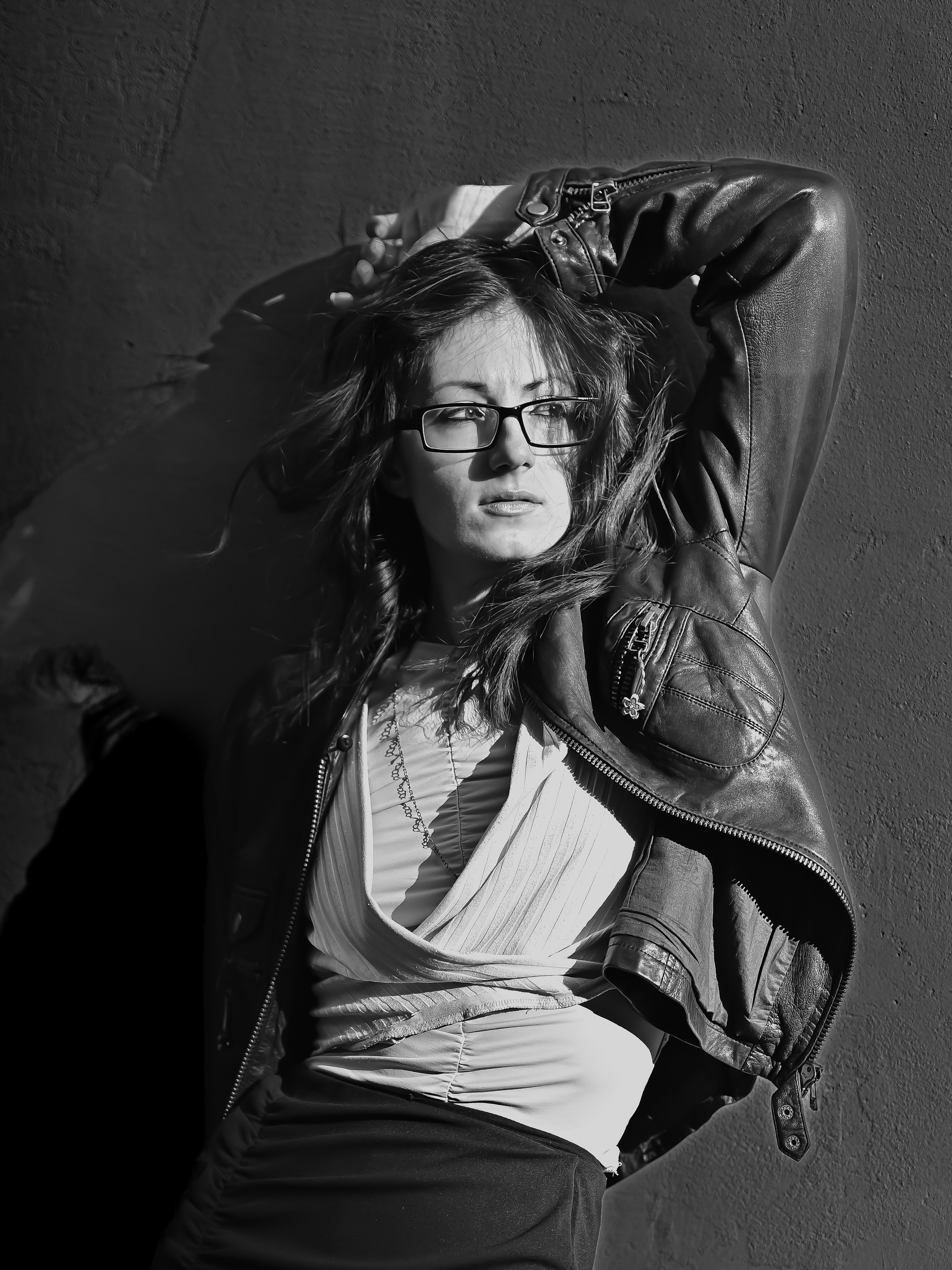 Весна на Красном Октябре ч_б. Портретный фотограф в Москве Сергей Чудов