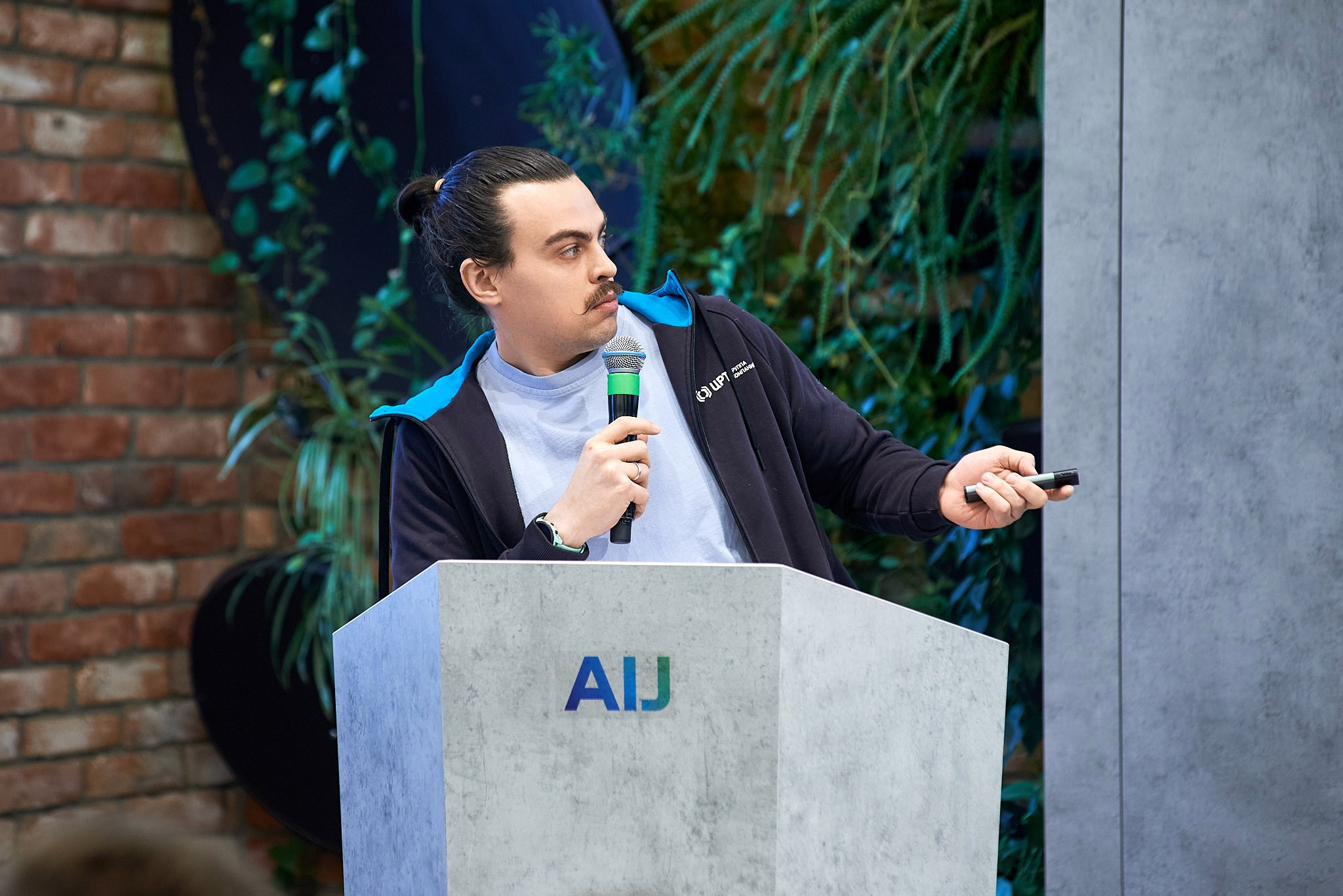 AIJ серия лекций по ИИ. Иван Ступа, репортажный фотограф в Санкт-Петербурге и Ленинградской области