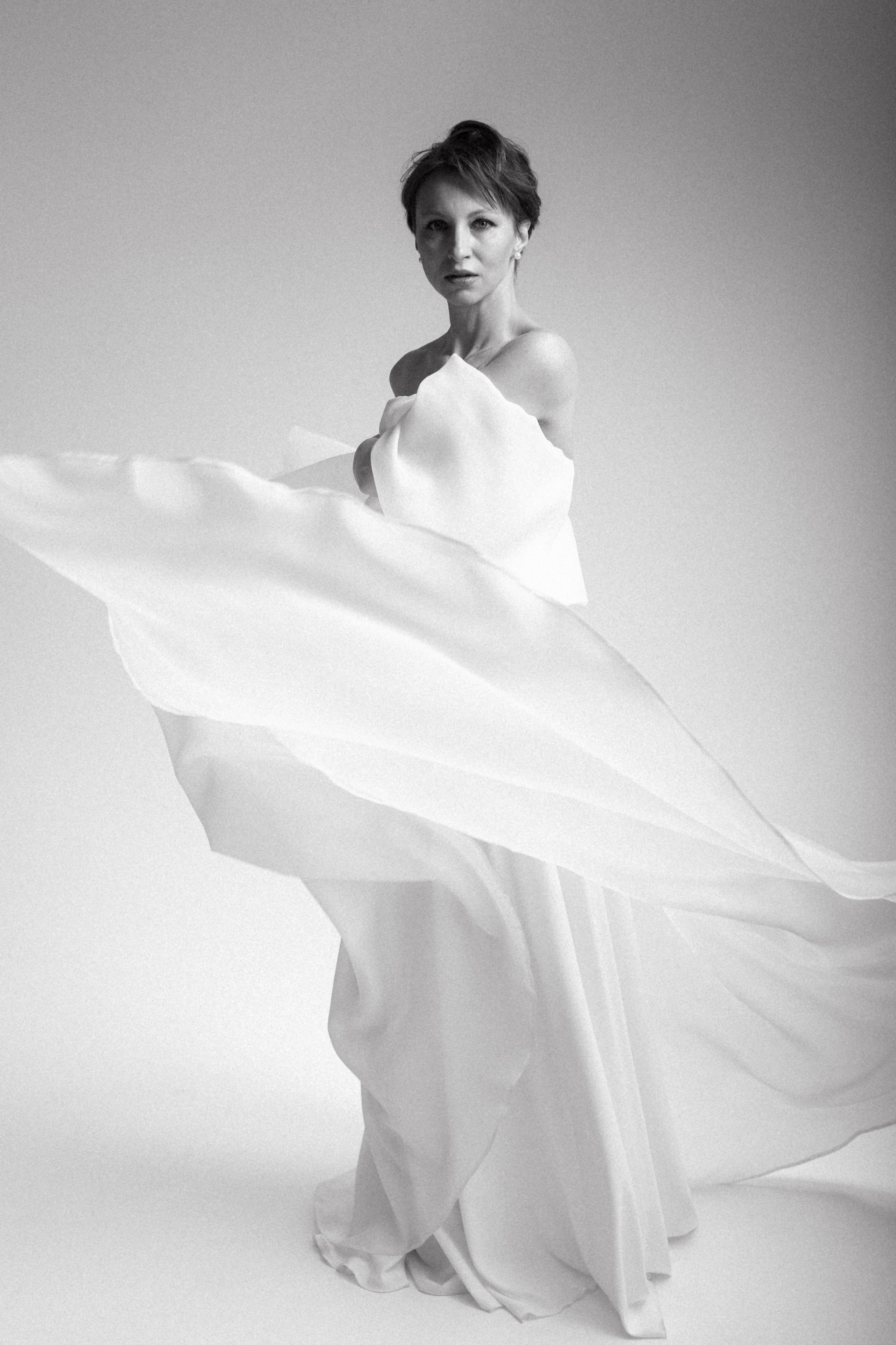 Наиви. Свадебный салон-ателье Бонжур в Минске Bonjour