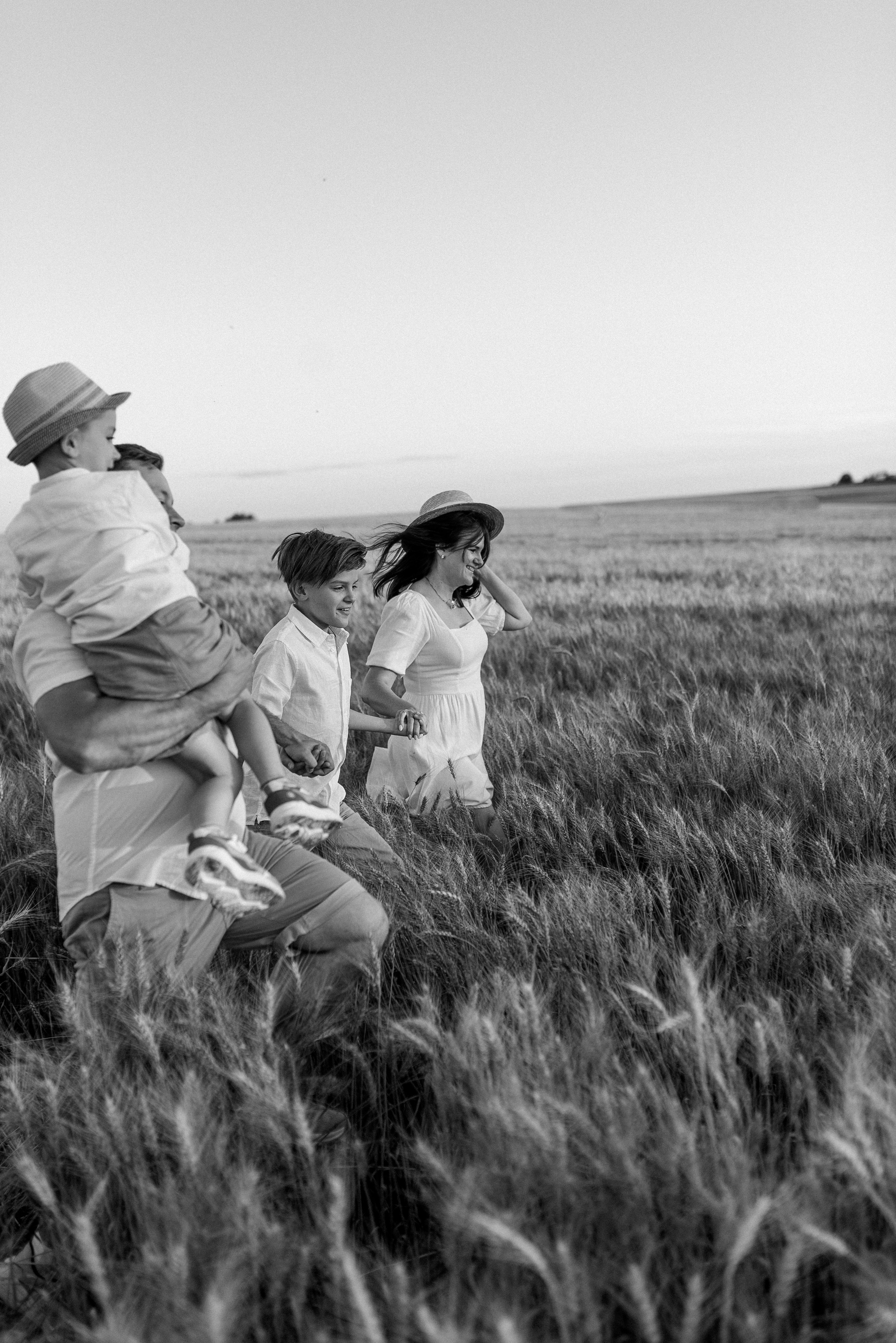 Семейная летняя прогулка. Семейный фотограф в Москве Екатерина Север