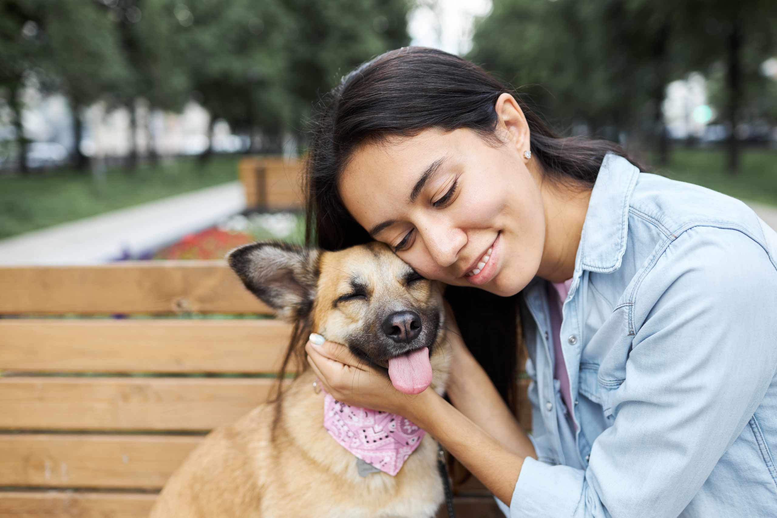 Фиона катается на доске
