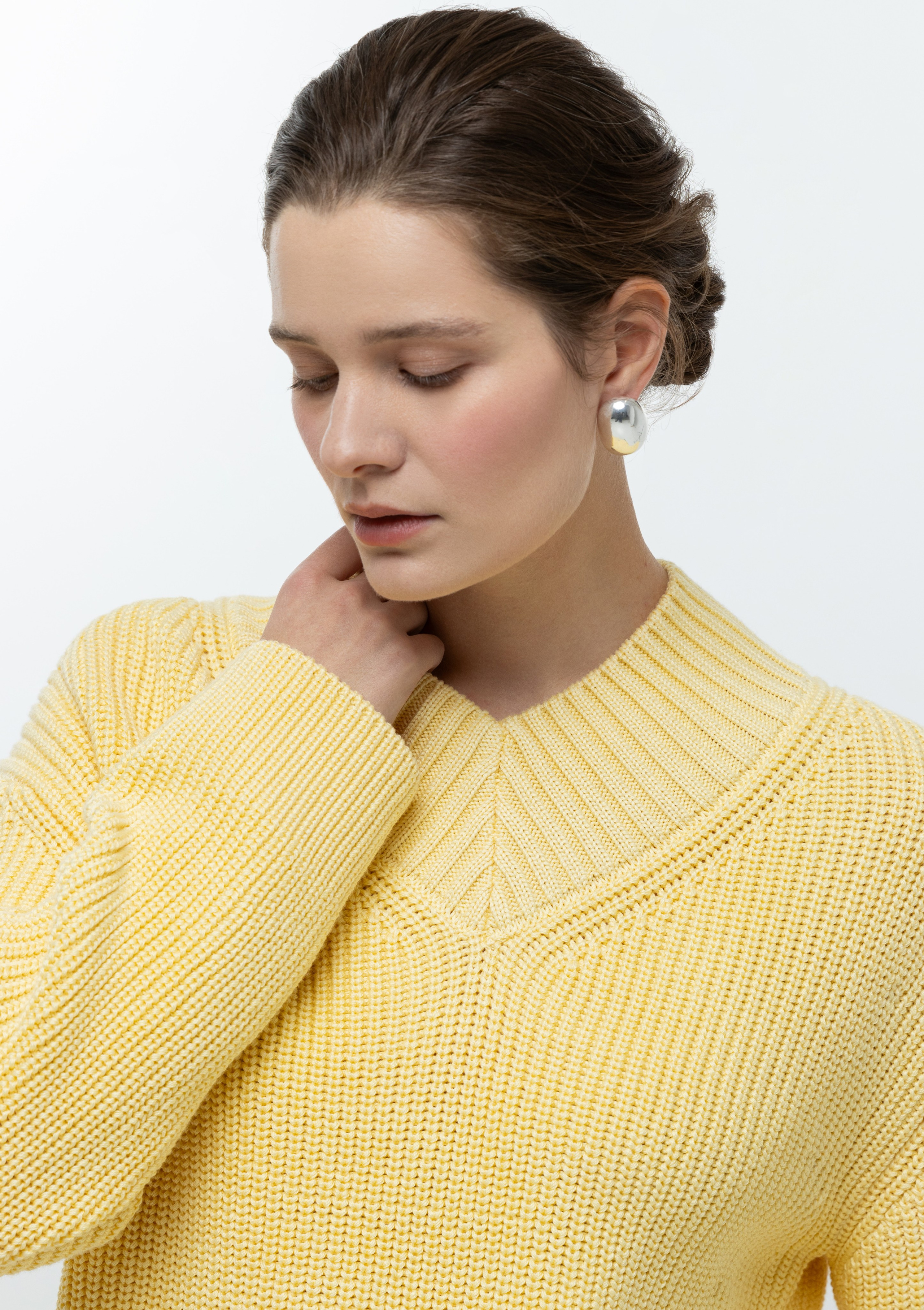 Каталог. Верхняя одежда + трикотаж бренда. 4ч,. Визажист для брендов, Фэшн продюсер Олеся Глушкова