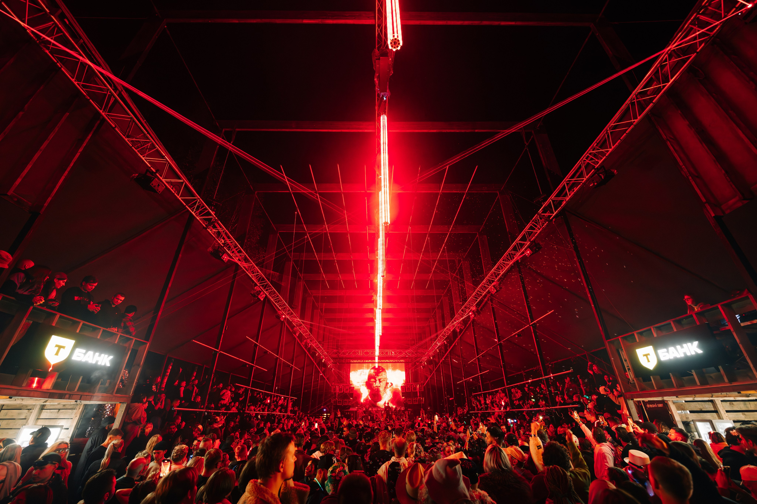 Signal 2024. @tomrus: Рустам Шагиморданов — фотограф