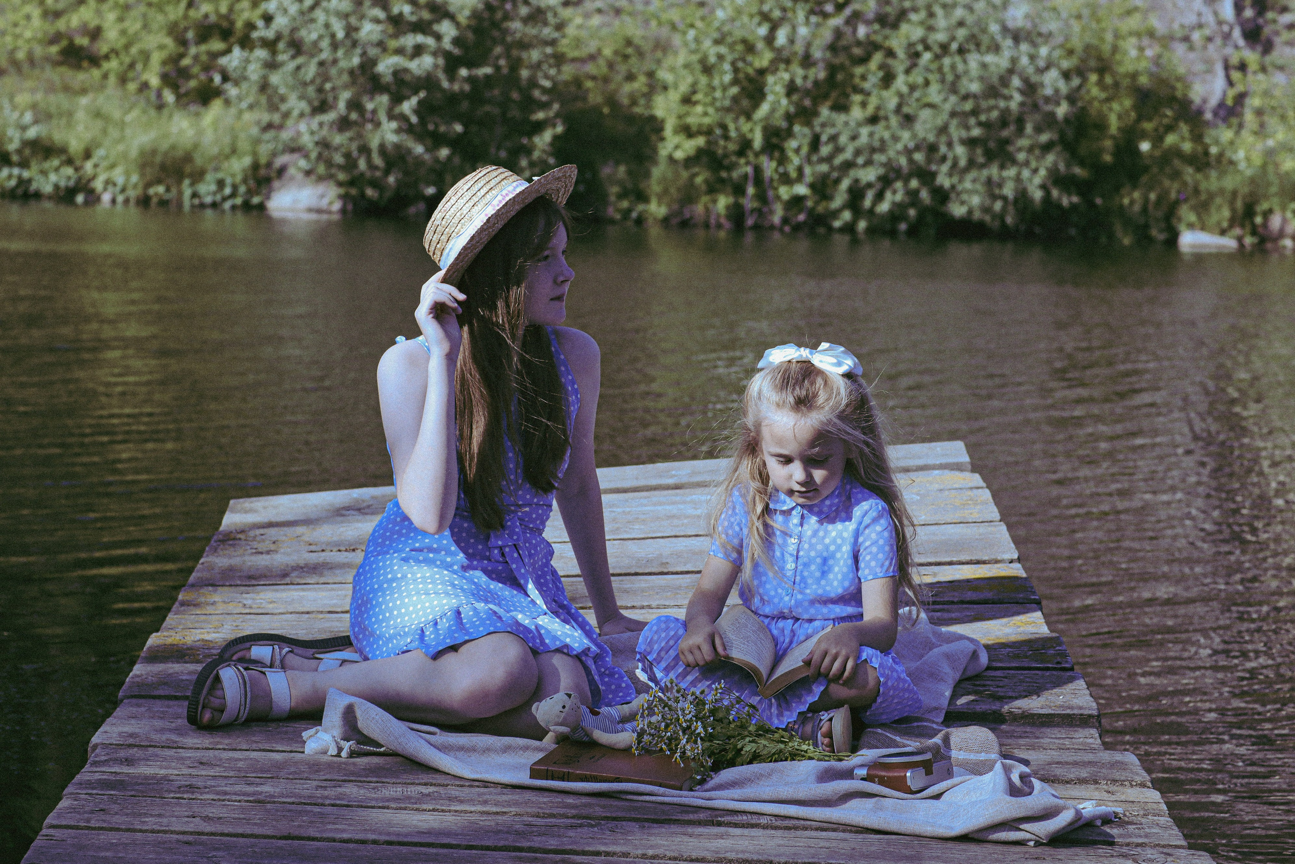 На плотике. София Мазаева