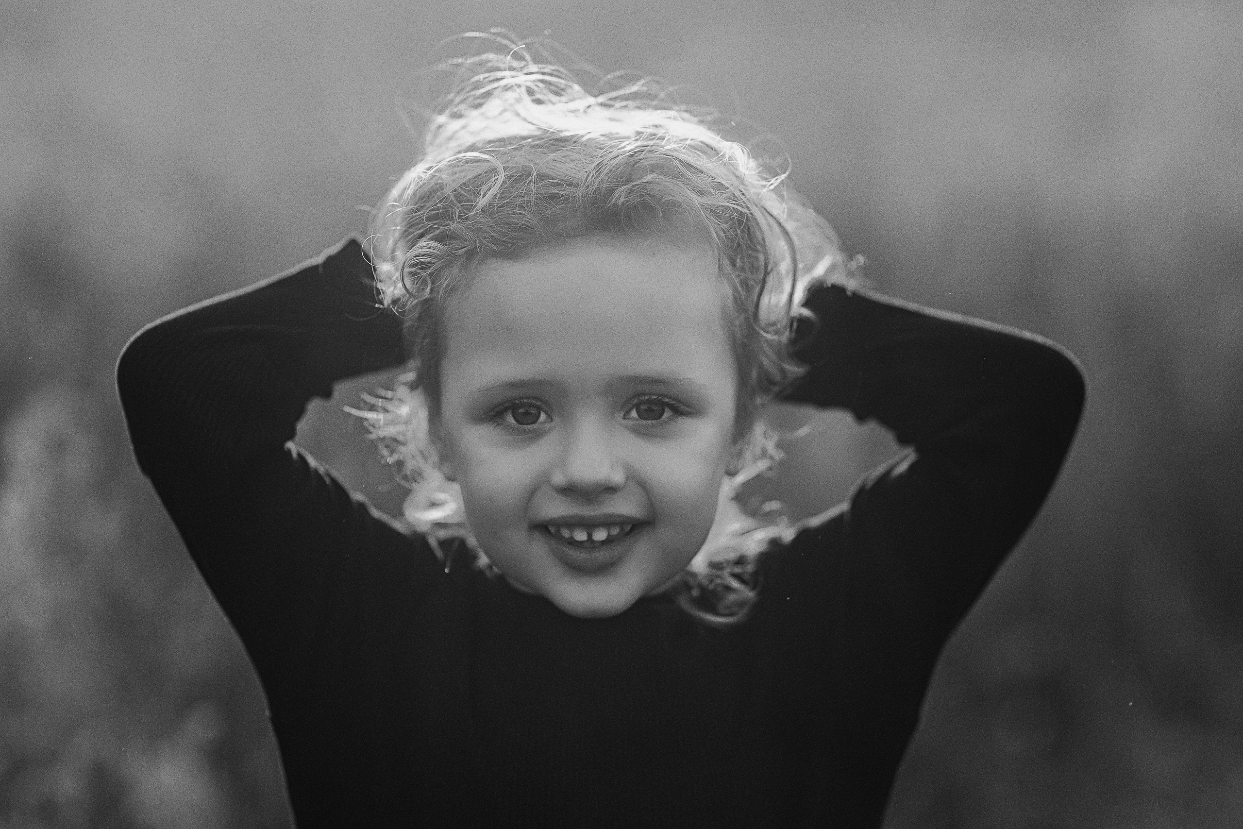 Поле. Семейный фотограф Тюмень, фотограф на роды Салмина Мария