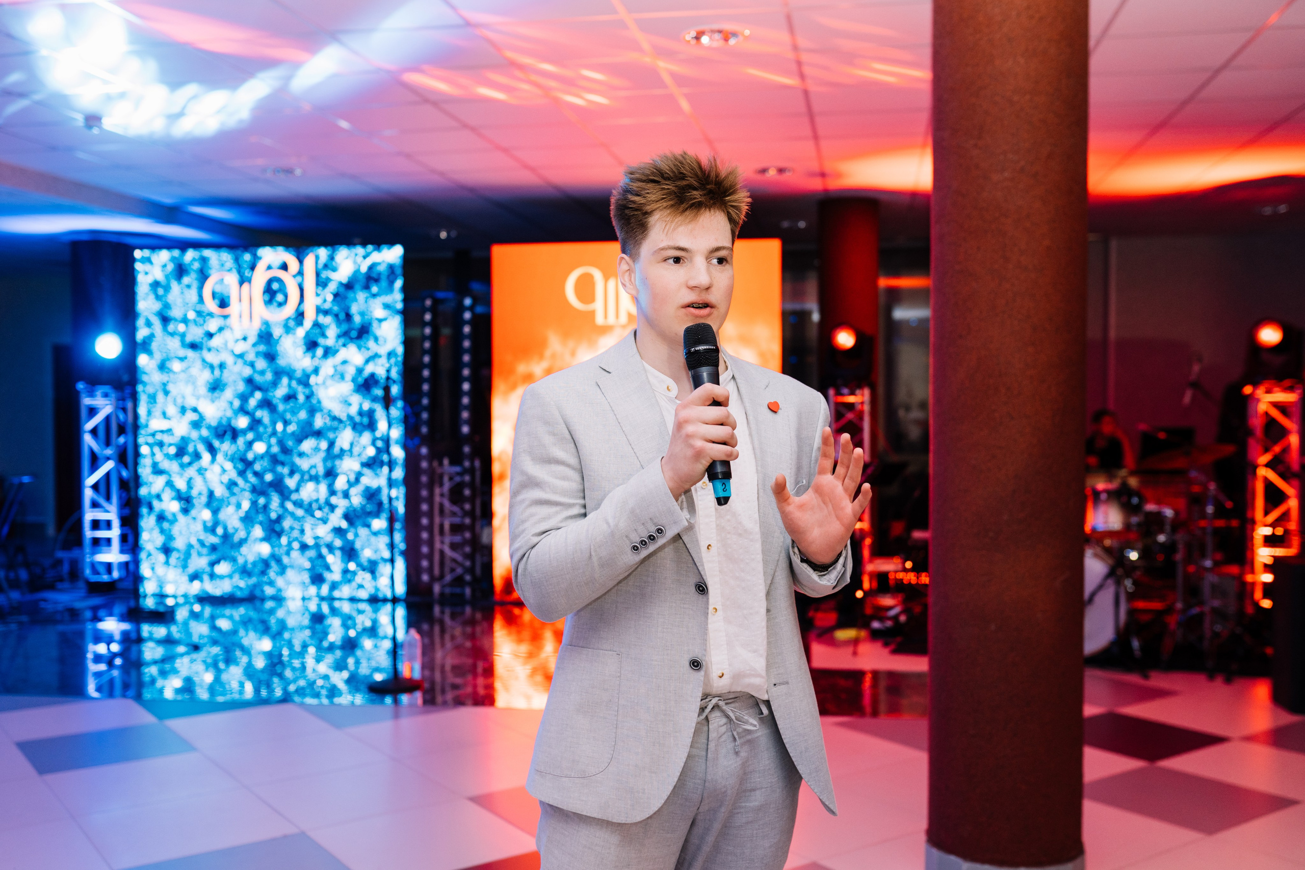 Выпускной 61 школа