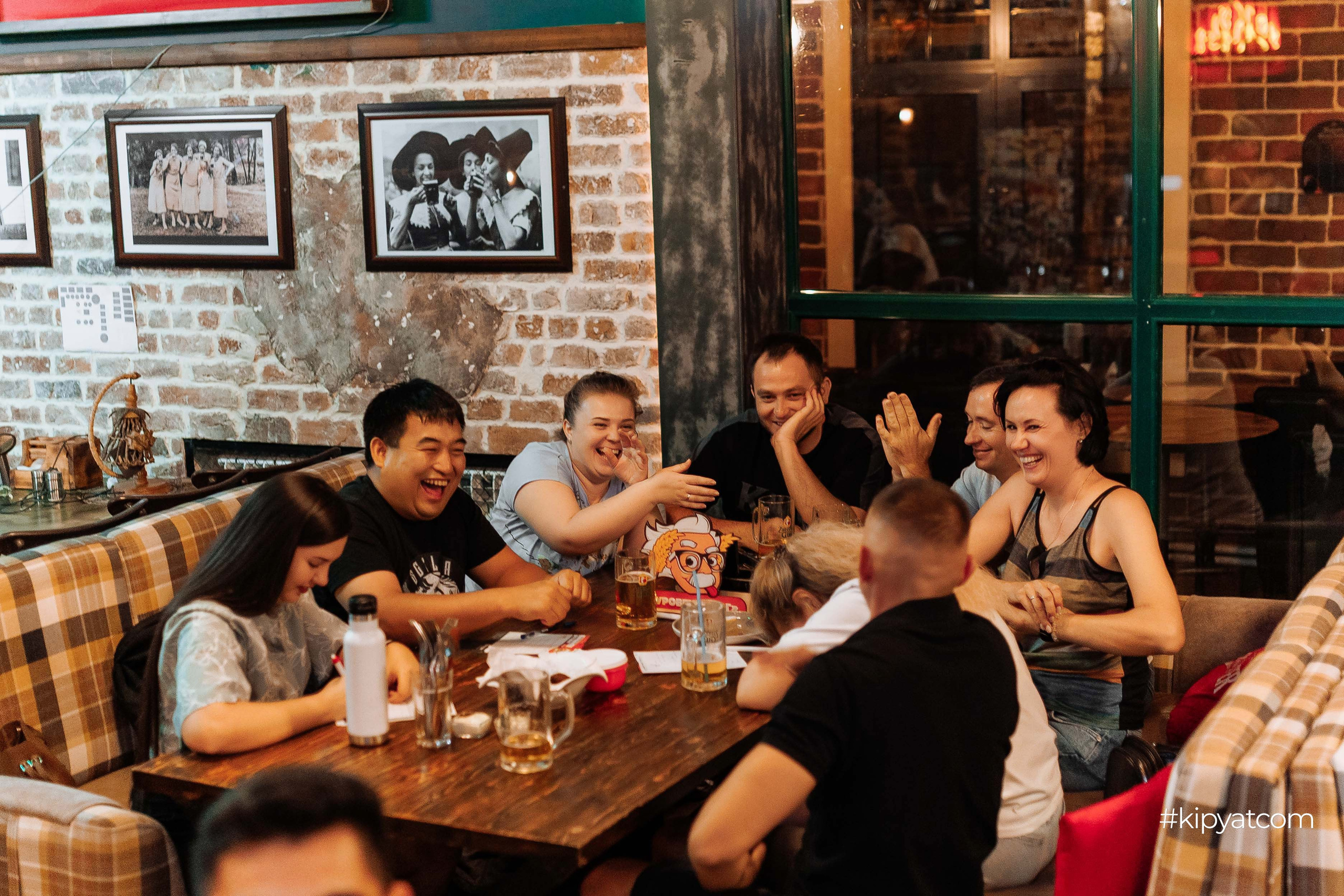 Эйнштейн Party