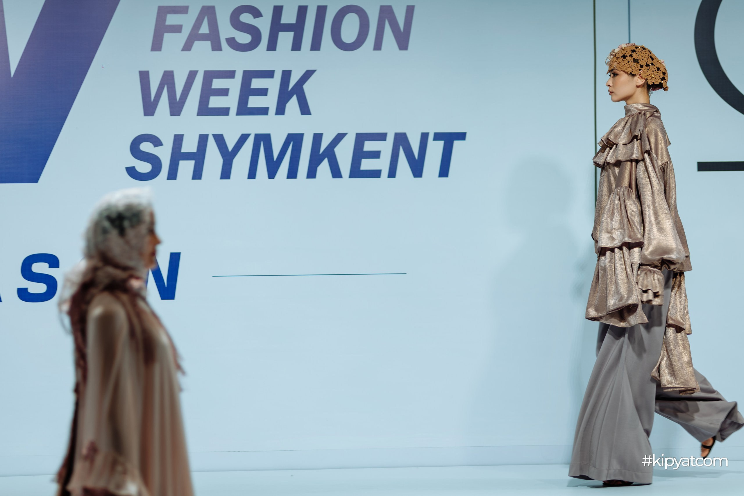 KAZAKHSTAN FASHION WEEK SHYMKENT 11 SEASON. Кипятком Шымкент