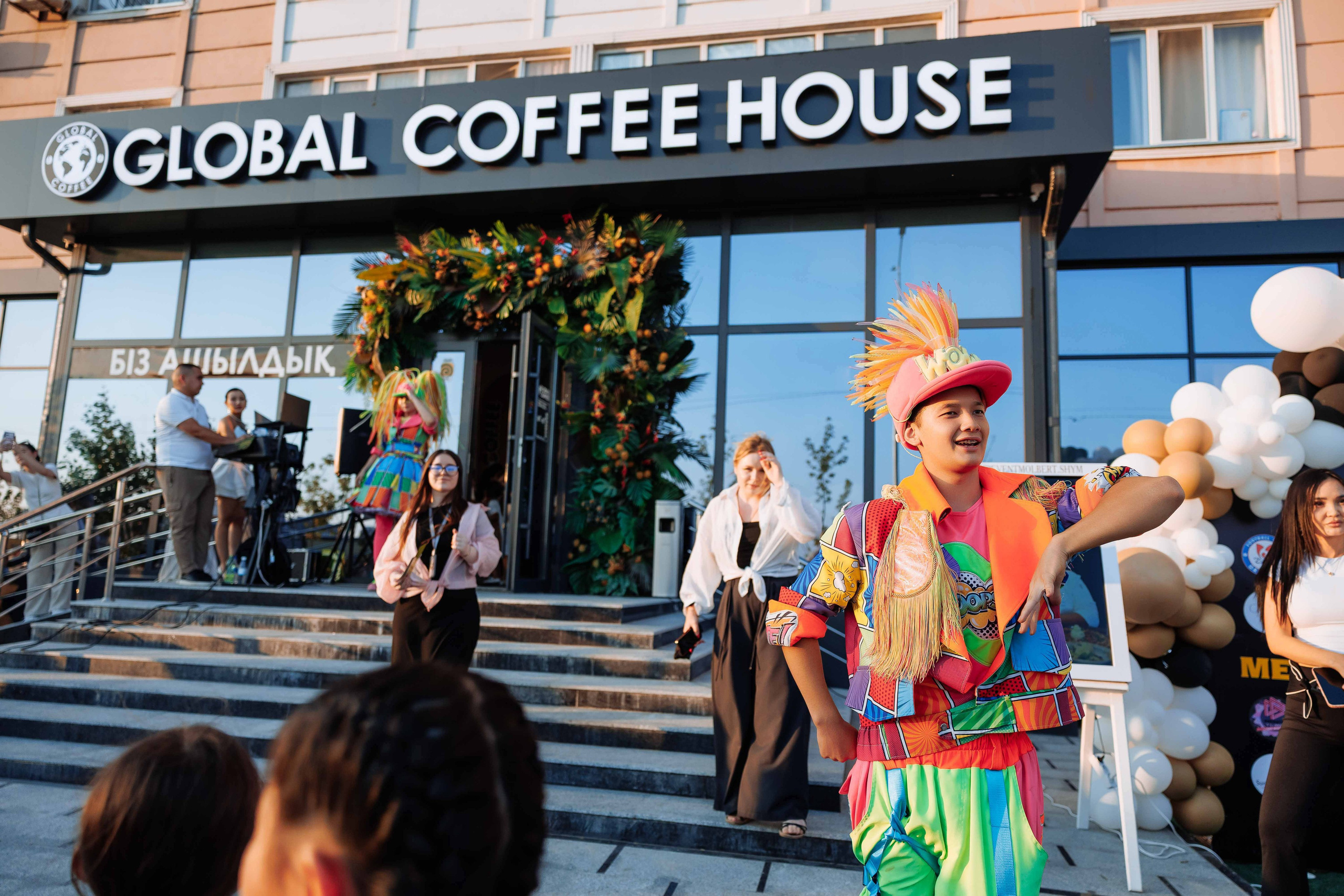 Global Coffee House|мкр Туран-2,38А. Кипятком Шымкент