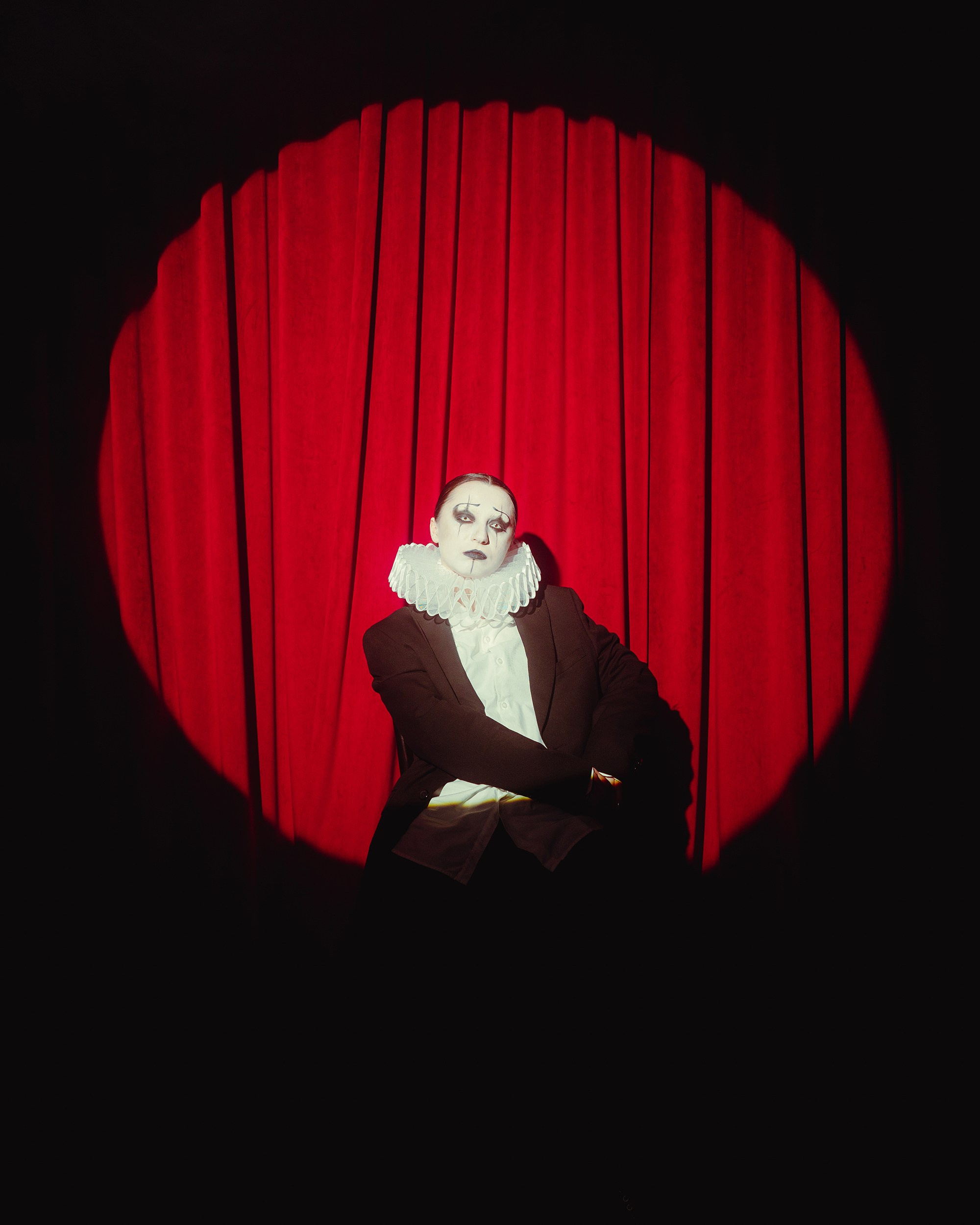 Ira. Репортажный фотограф в Москве Федор Вдовин