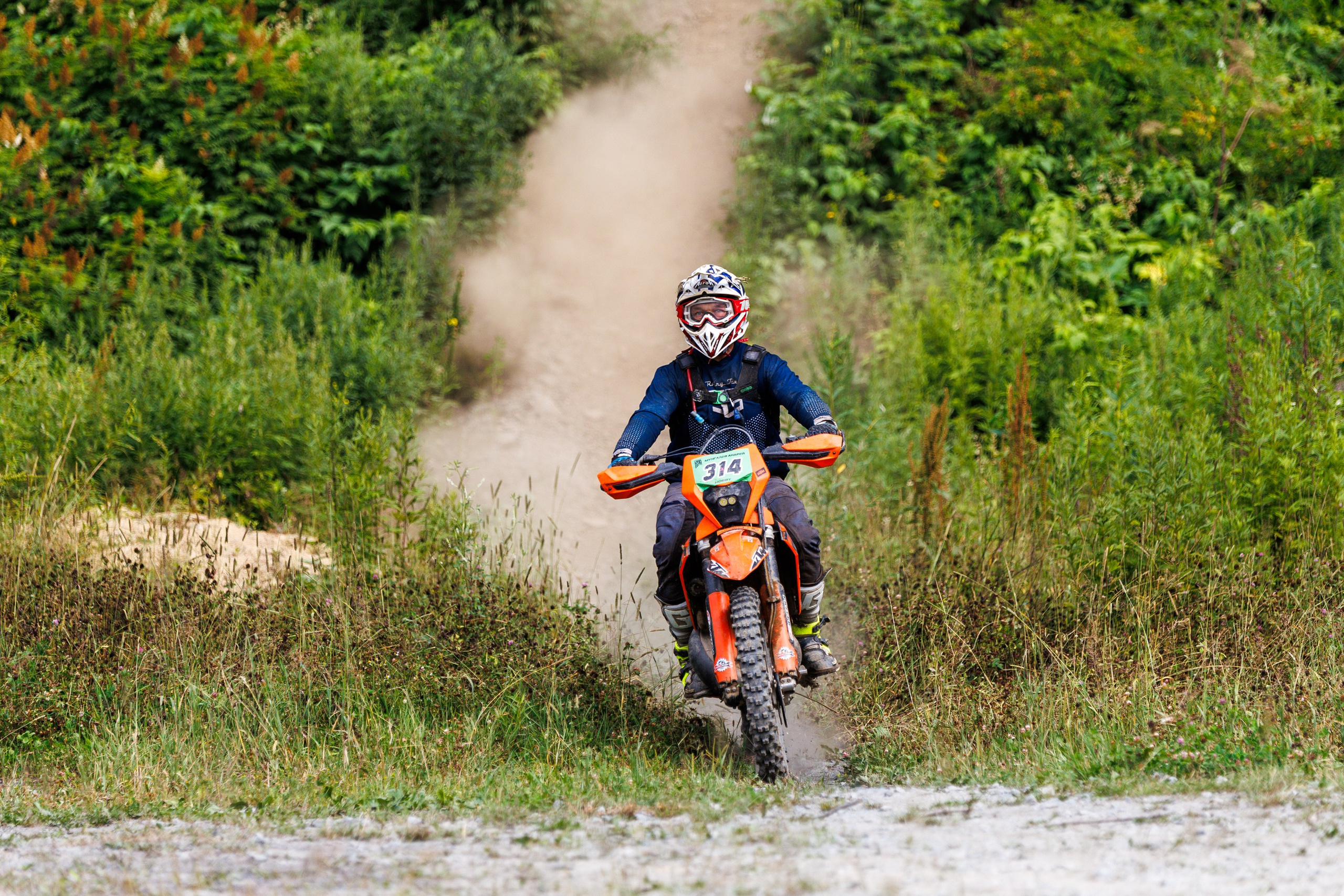 NPR-2025. Свадебный, семейный и репортажный фотограф в Южно-Сахалинске Артур Петросян